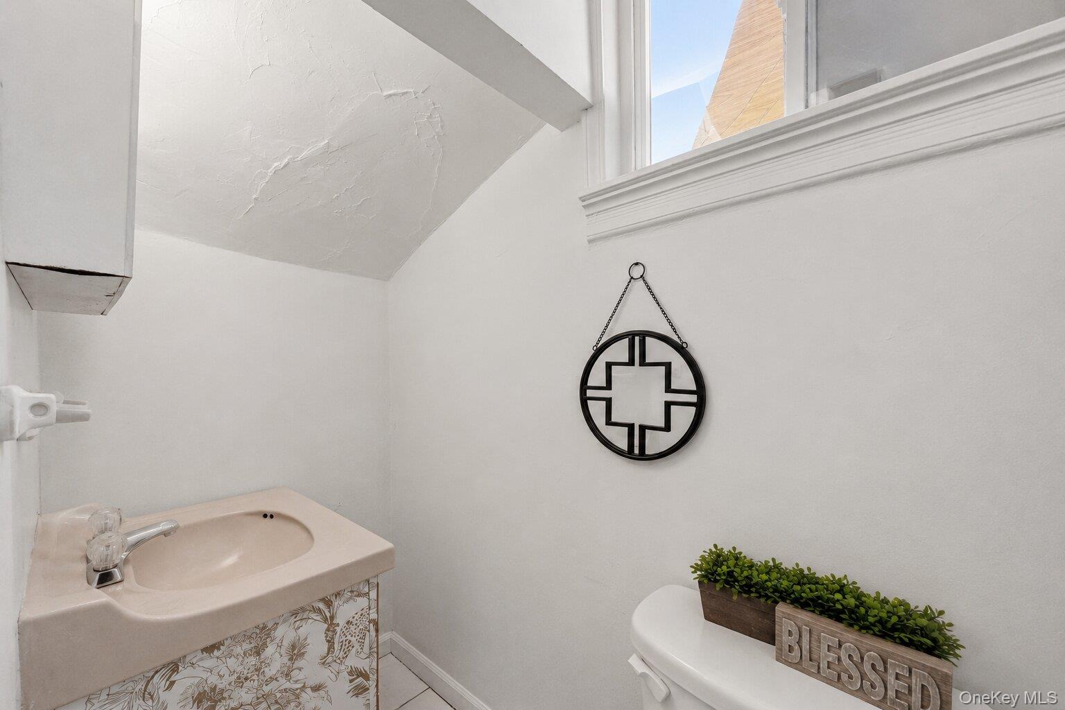 34 Spring Street Property Photo 10