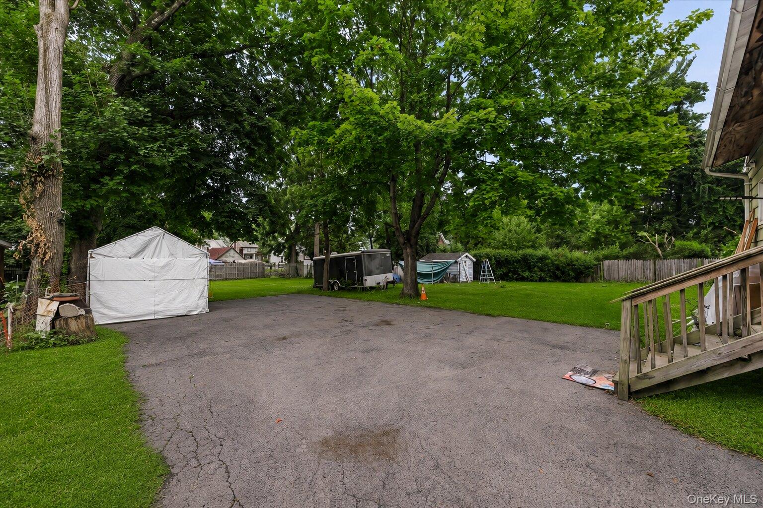 34 Spring Street Property Photo 24