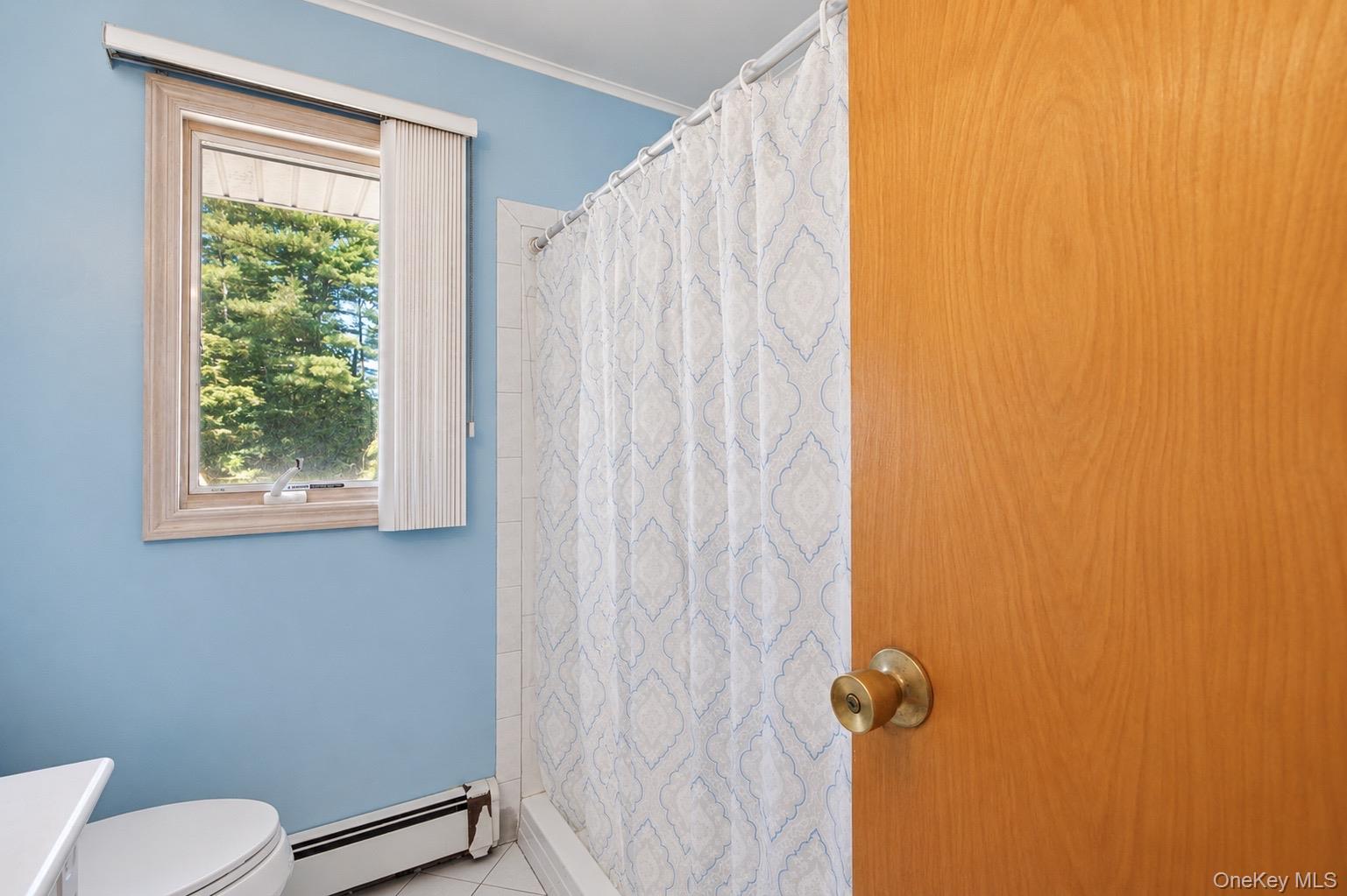 72 Dix Highway Property Photo 11