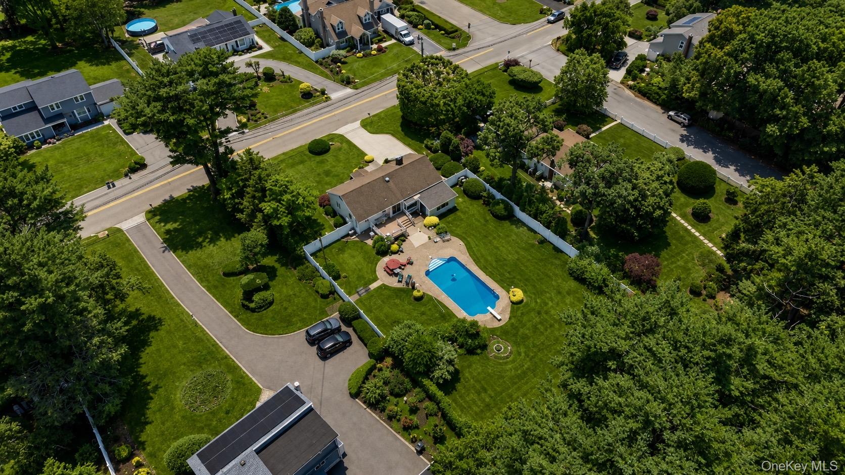 72 Dix Highway Property Photo 30