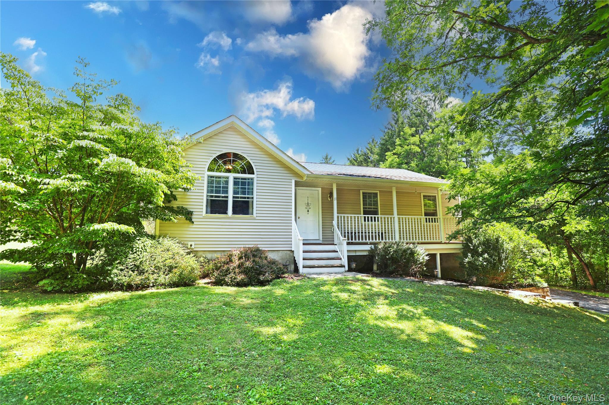 11 Duncan Hill Road Property Photo 1