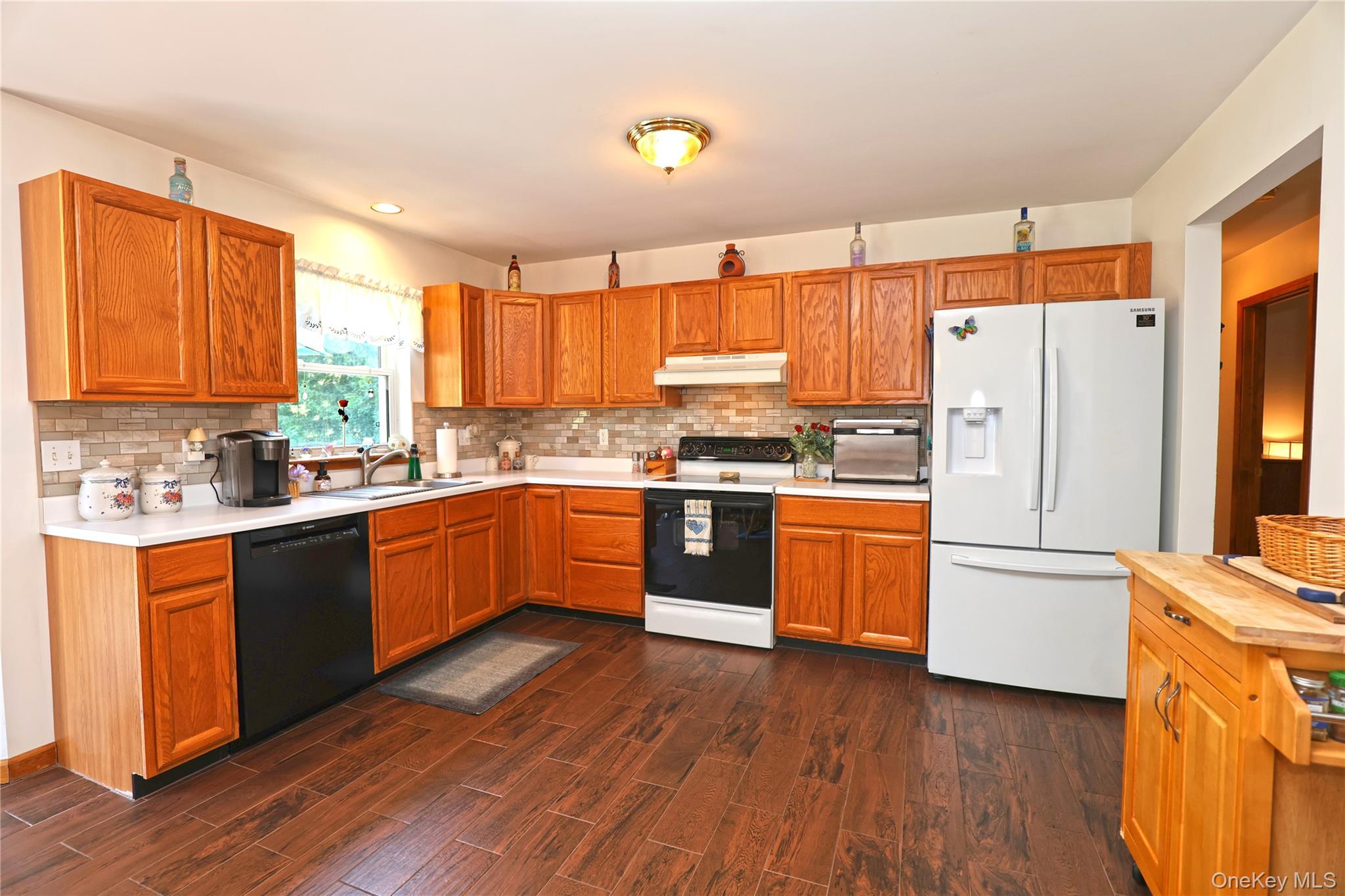 11 Duncan Hill Road Property Photo 5