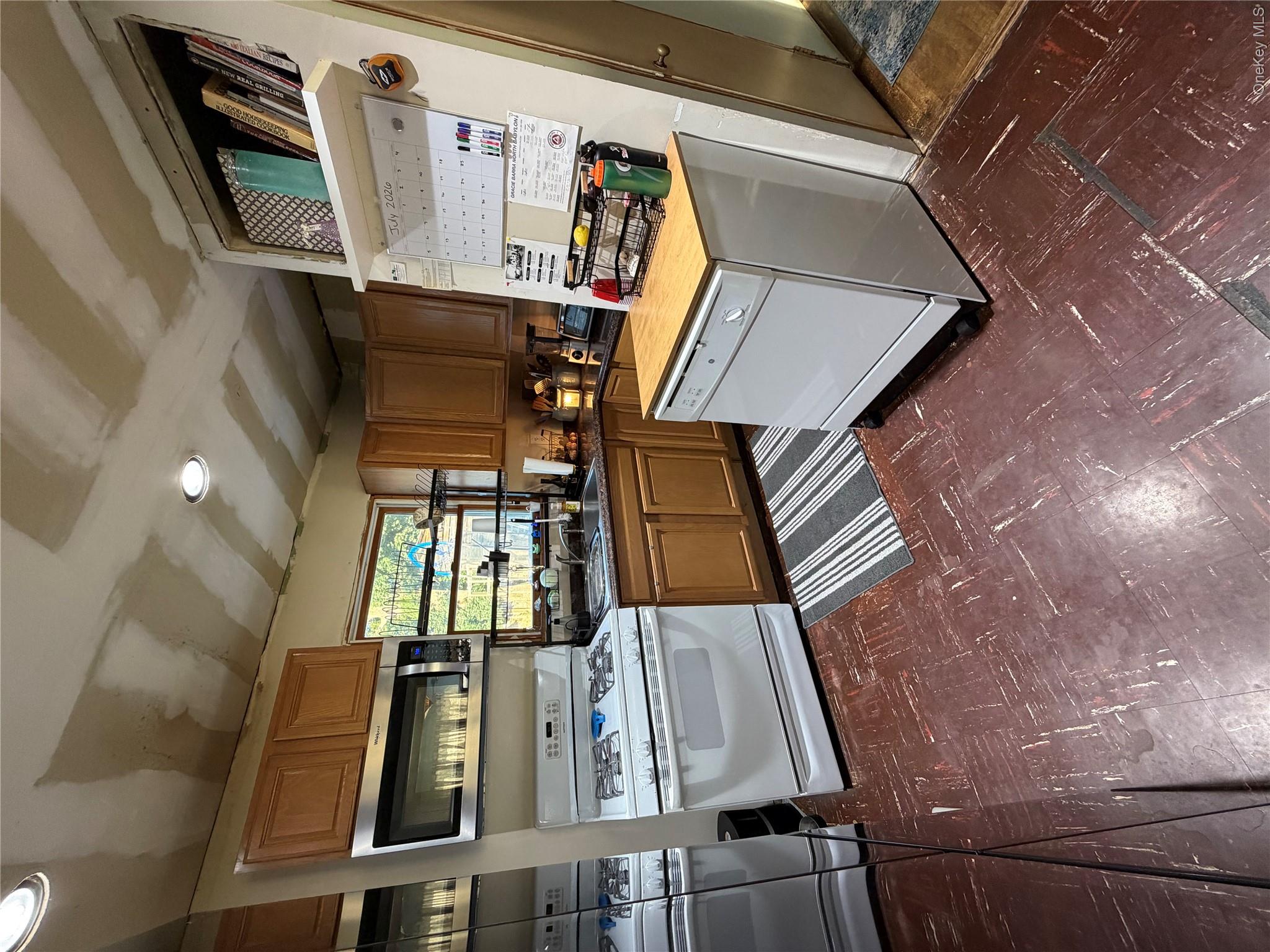 1443 Lombardy Boulevard Property Photo 6