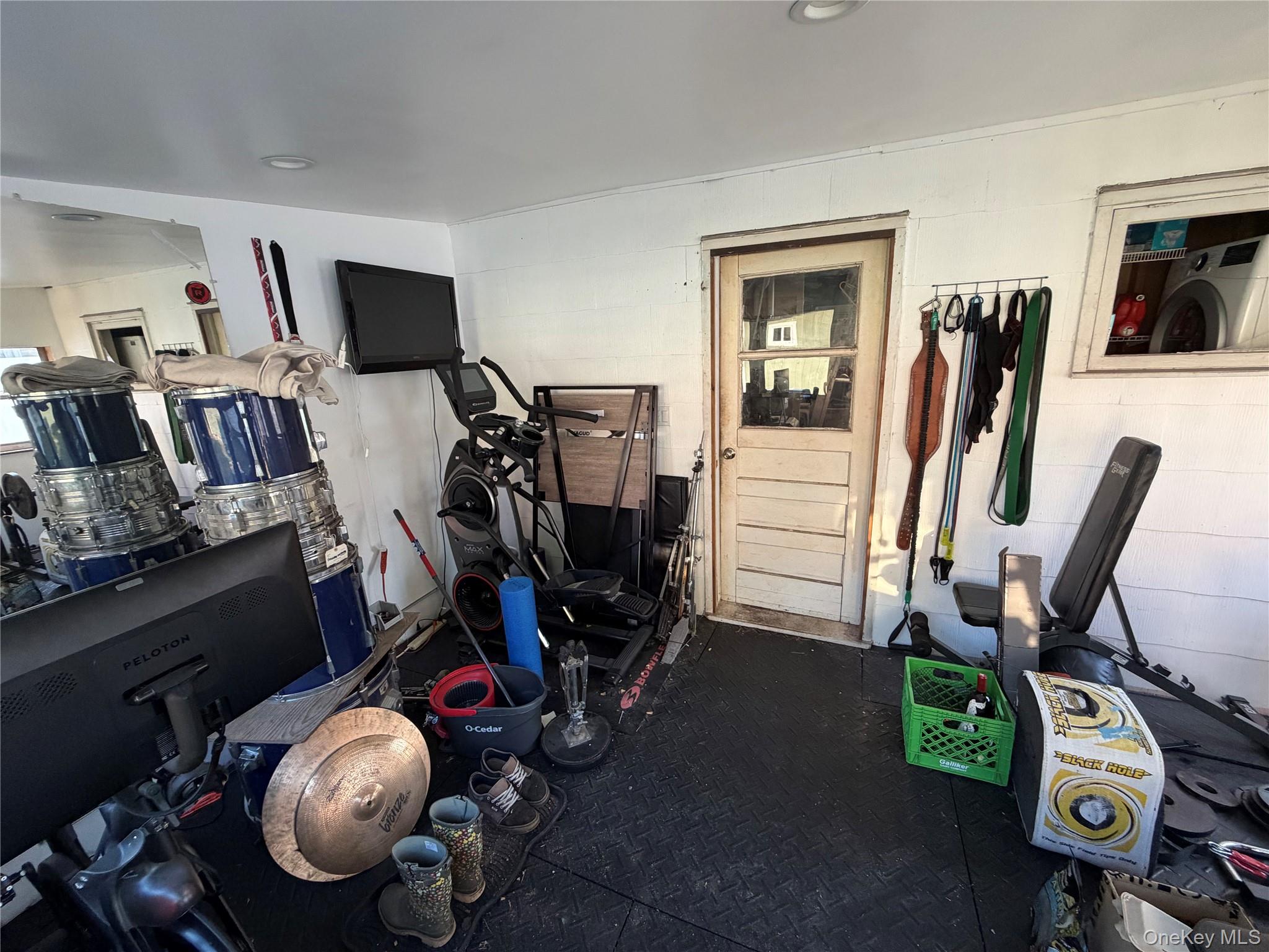 1443 Lombardy Boulevard Property Photo 10
