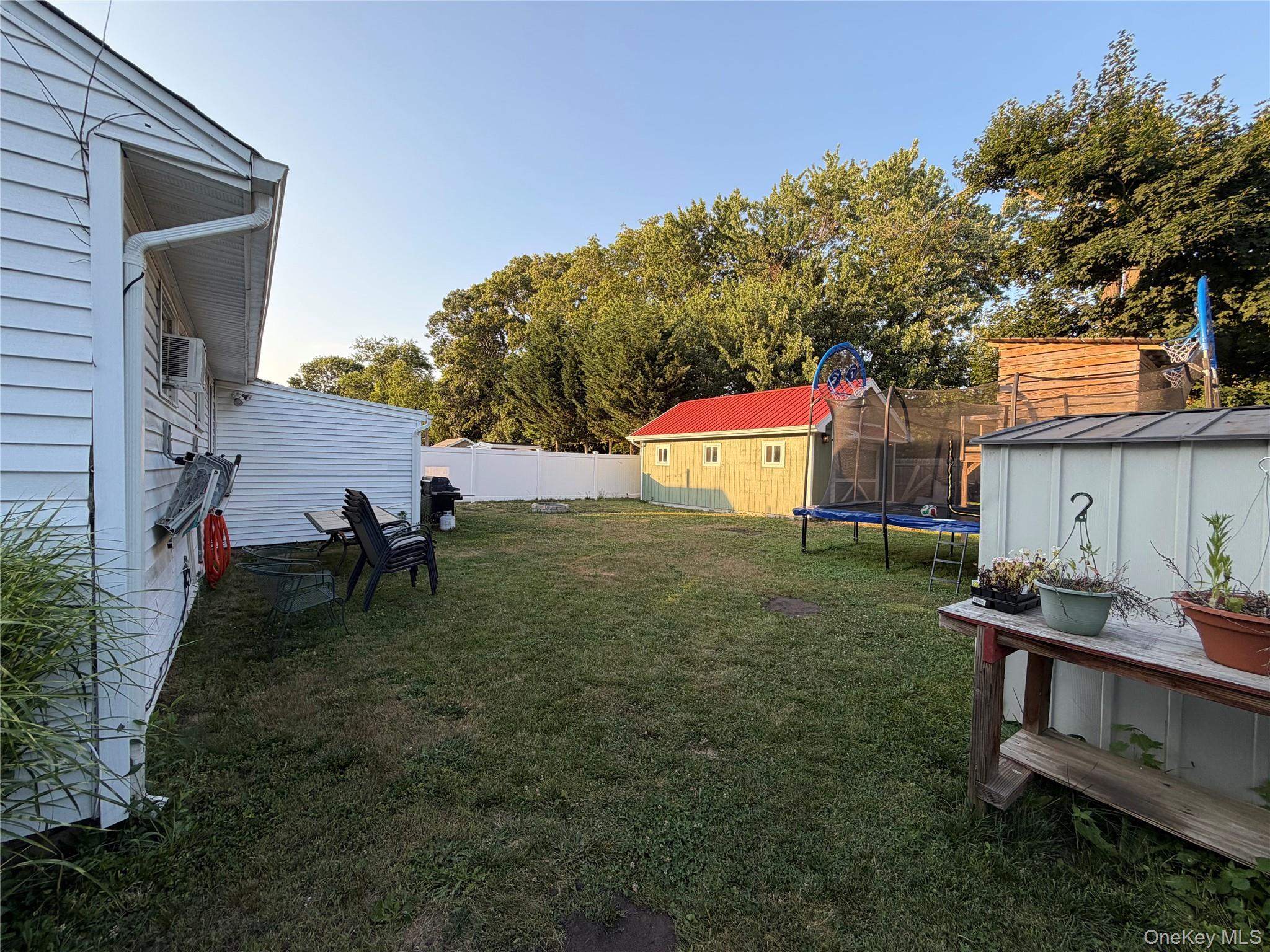 1443 Lombardy Boulevard Property Photo 16