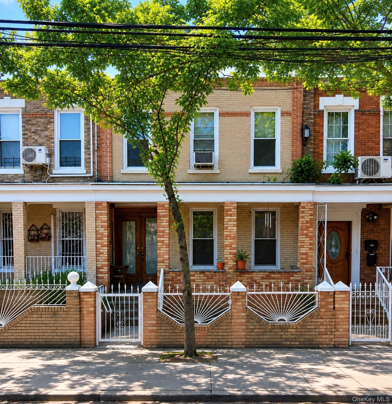 224 Etna Street Property Photo 1