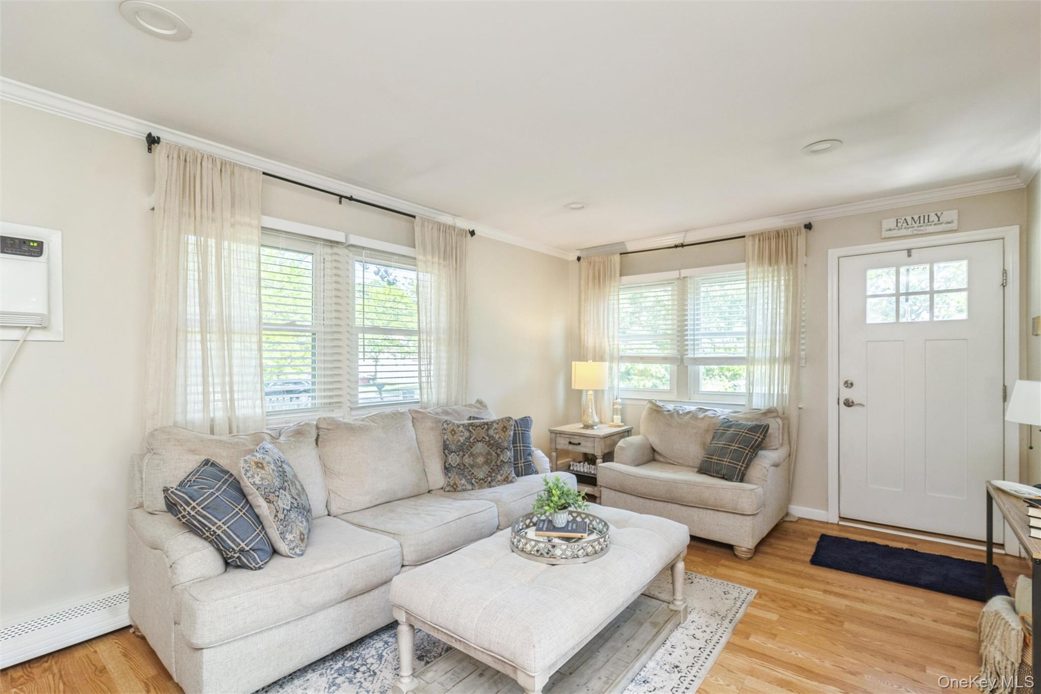12 Oak Street Property Photo 13