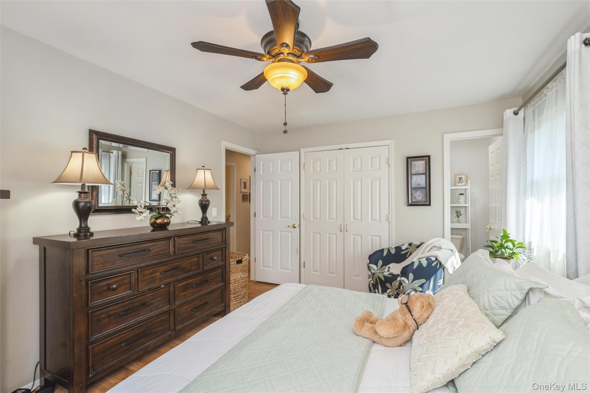 12 Oak Street Property Photo 15
