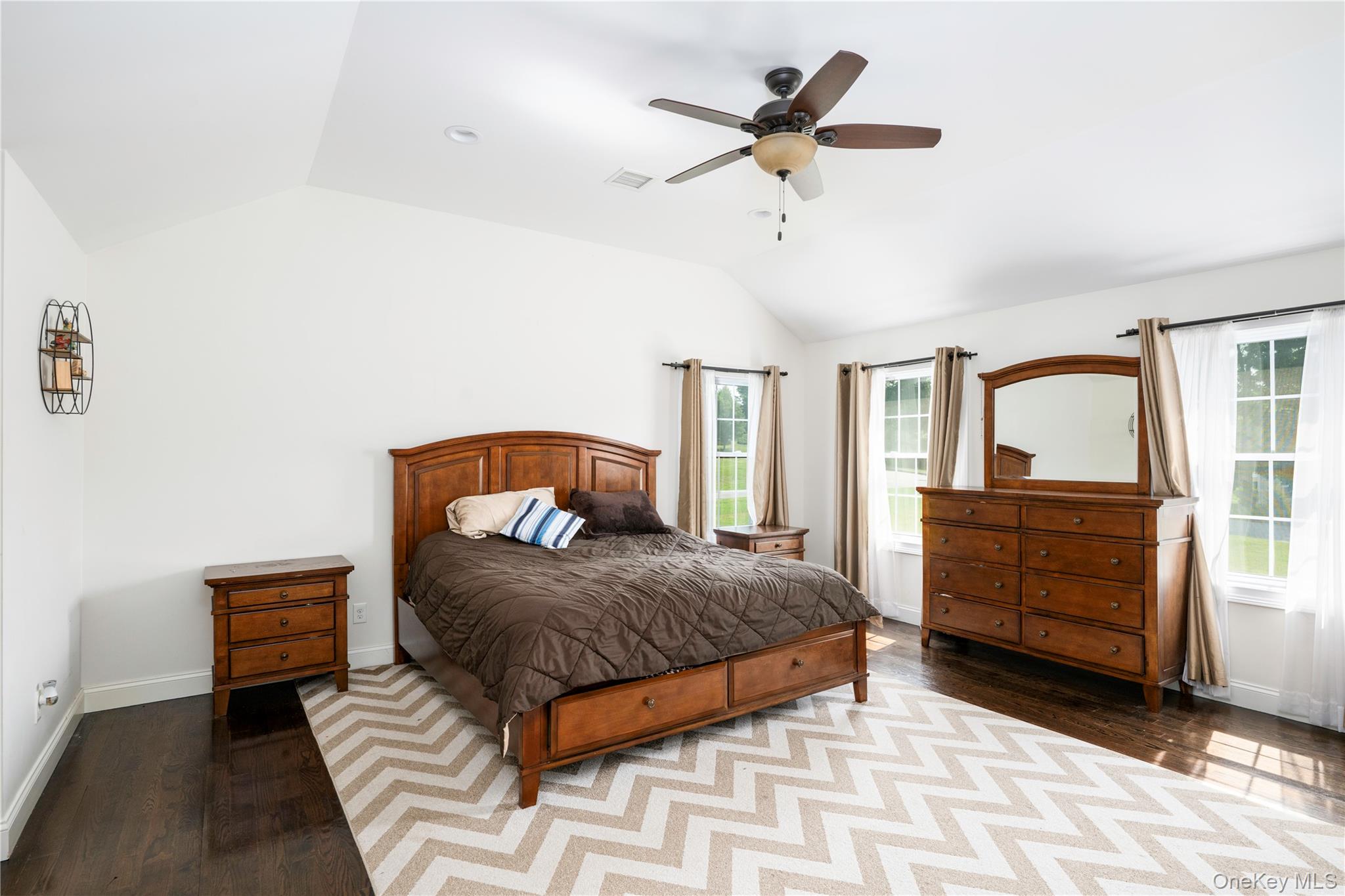 16 Noble Court Property Photo 11