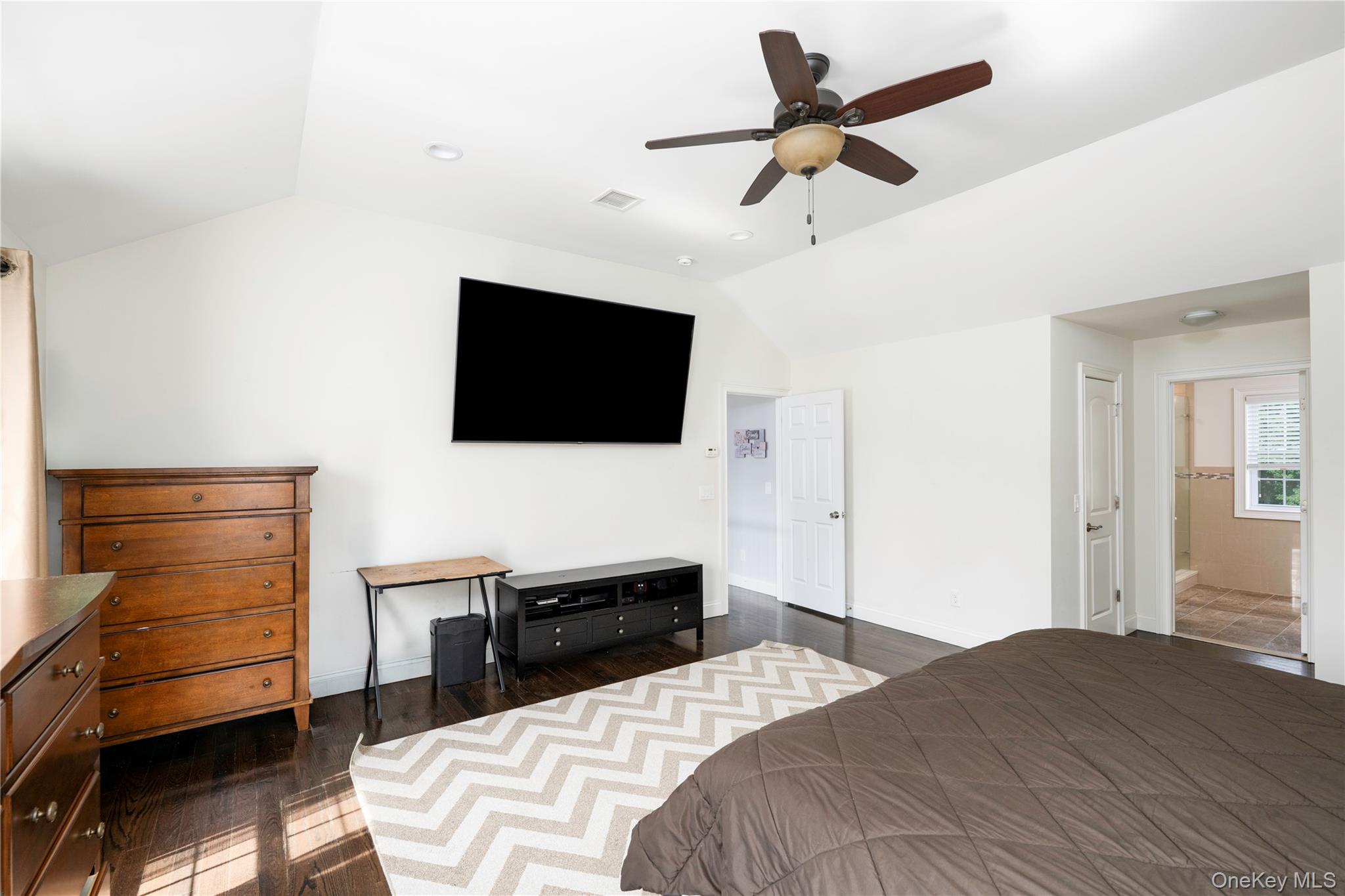 16 Noble Court Property Photo 12