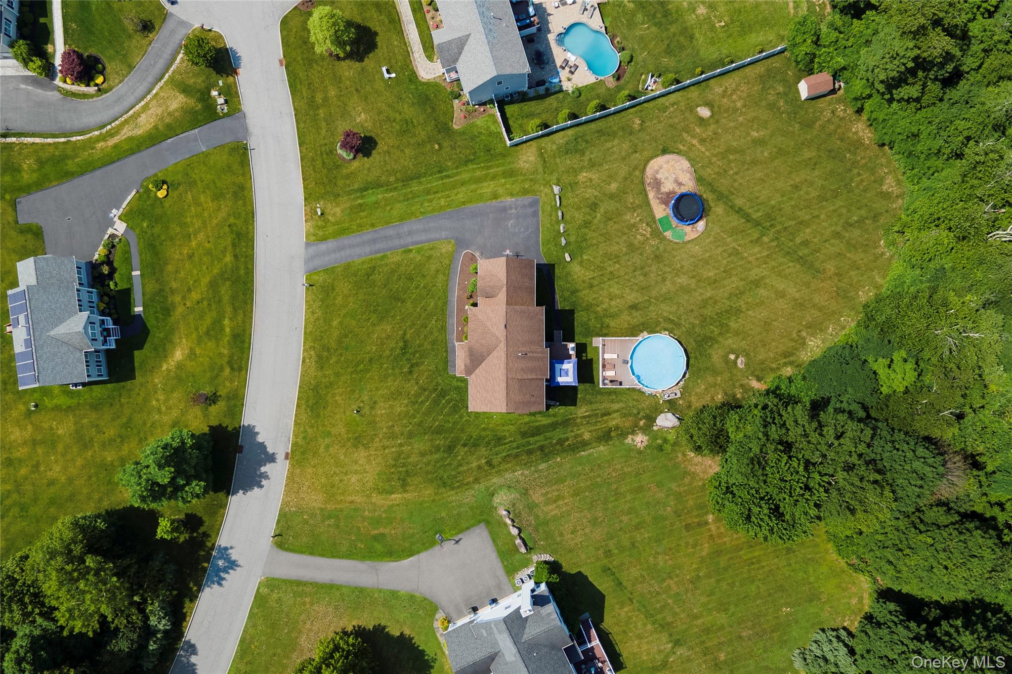 16 Noble Court Property Photo 26