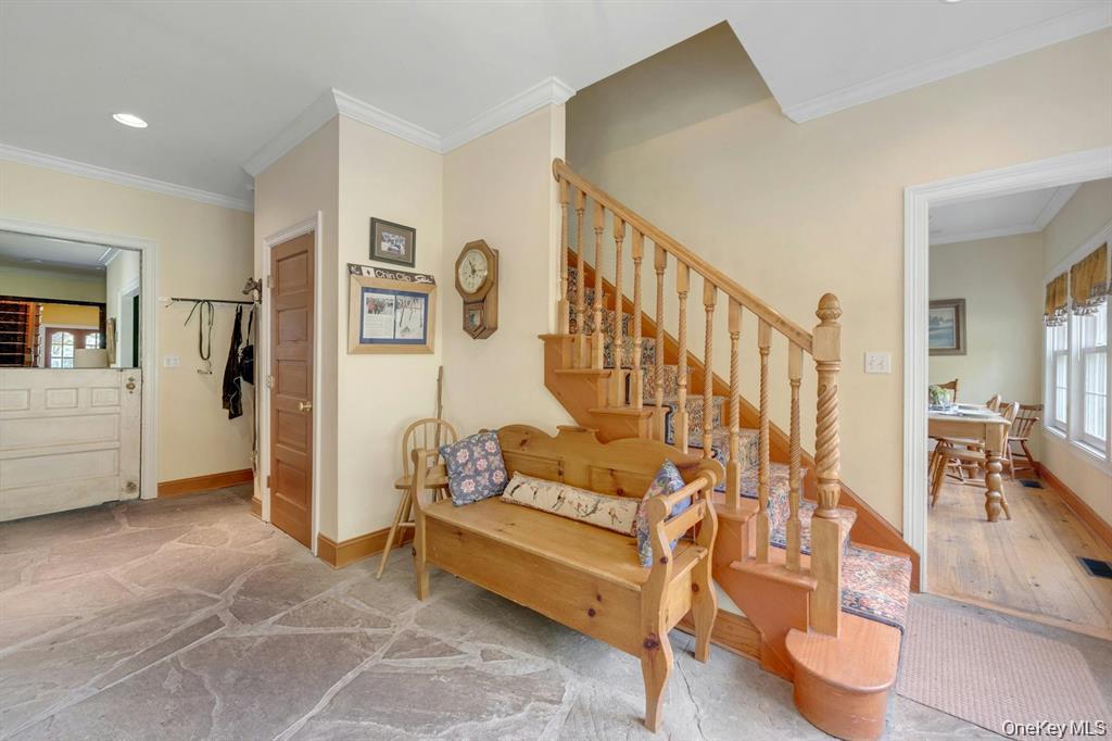 209 Hardscrabble Road Property Photo 3