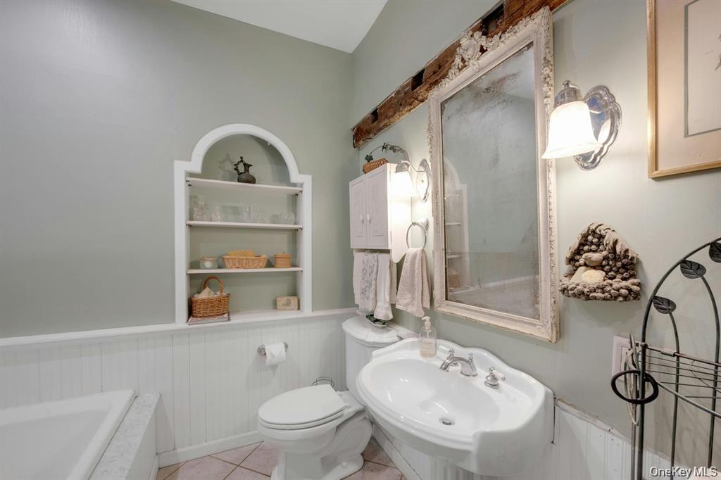 209 Hardscrabble Road Property Photo 17