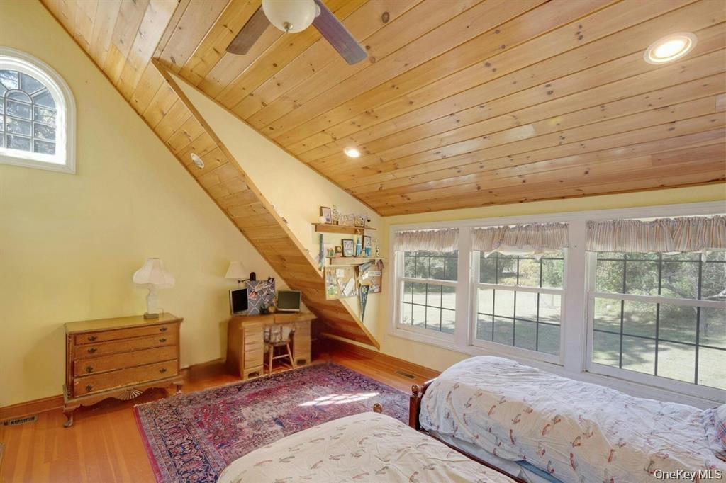 209 Hardscrabble Road Property Photo 19