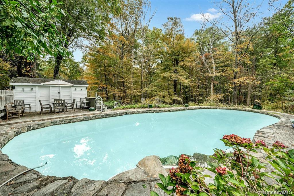 209 Hardscrabble Road Property Photo 27