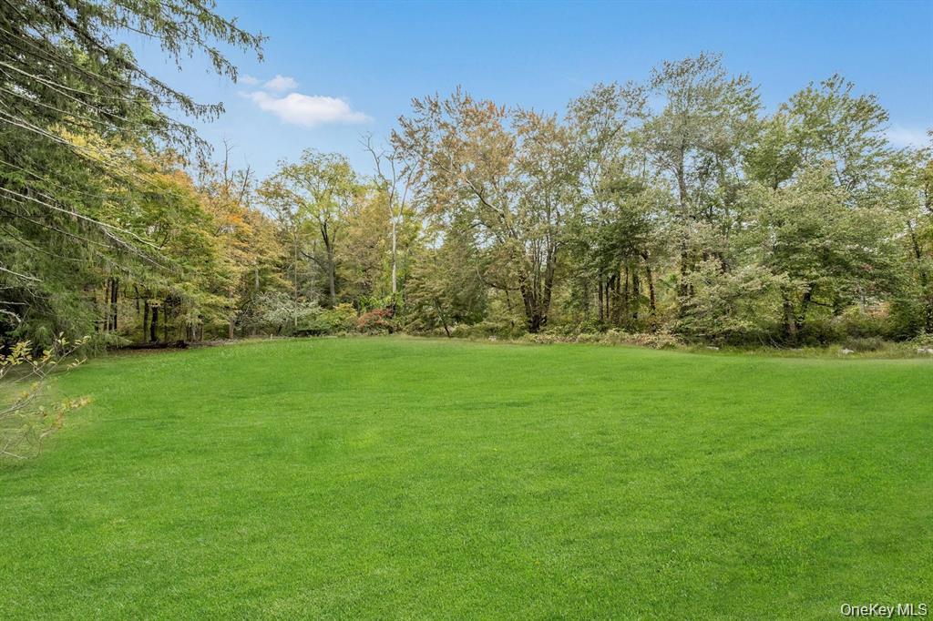 209 Hardscrabble Road Property Photo 33