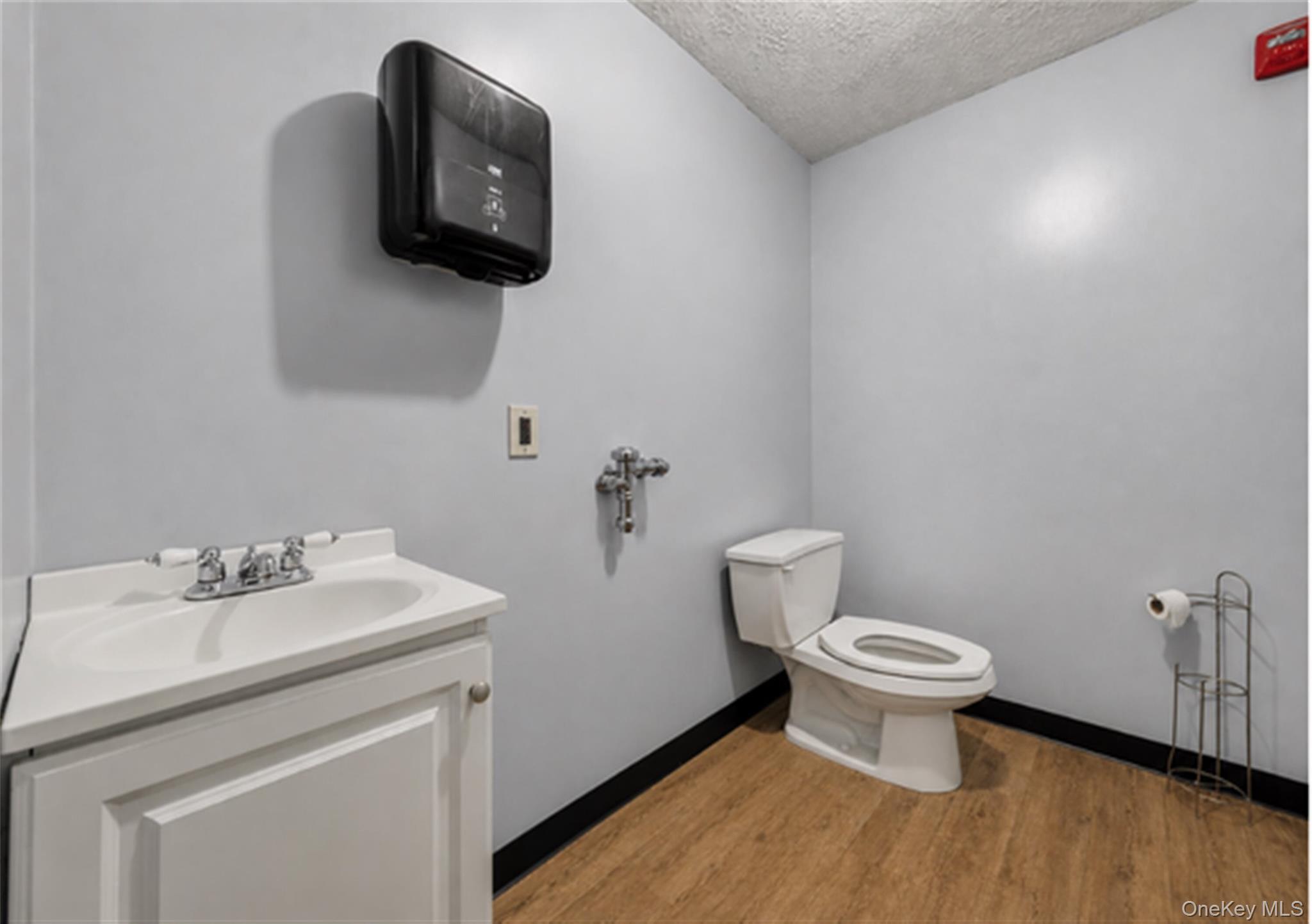 50 N Main Street Property Photo 8
