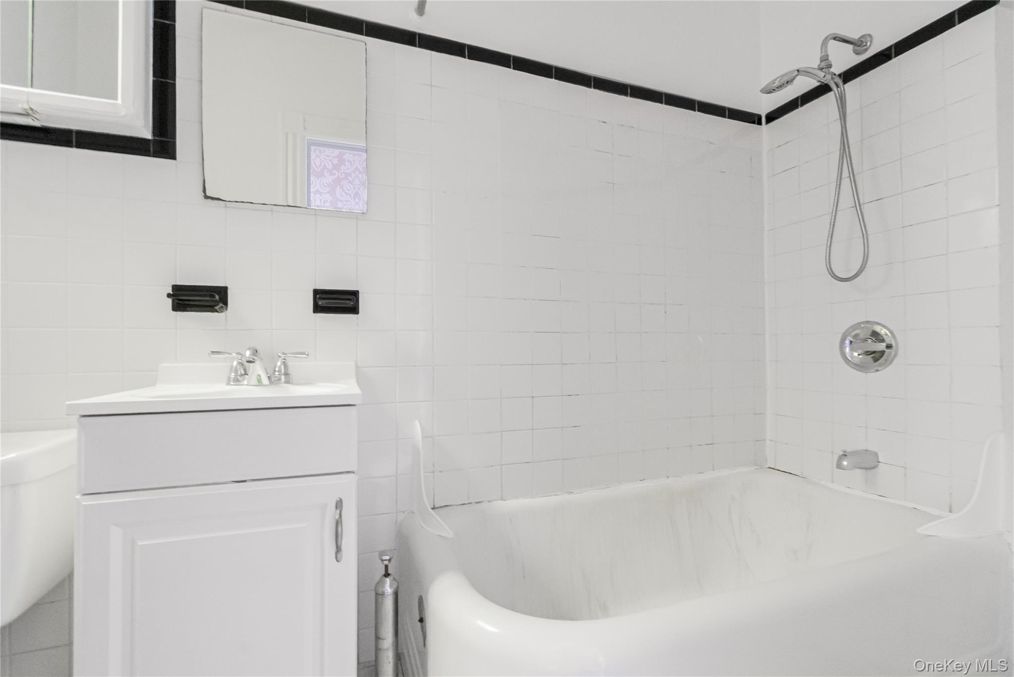 1880 Bleecker Street Property Photo 35