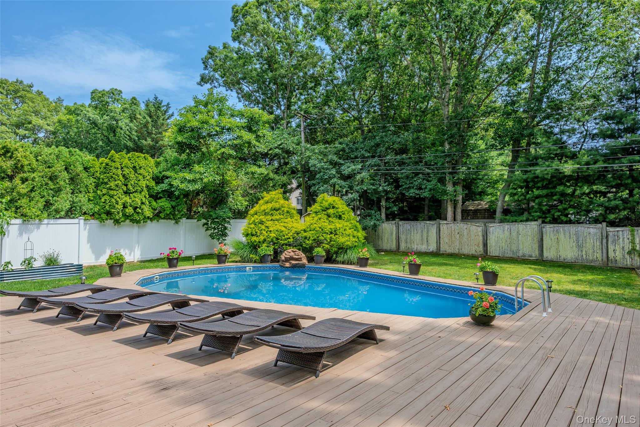 6 Stratton Lane Property Photo 30