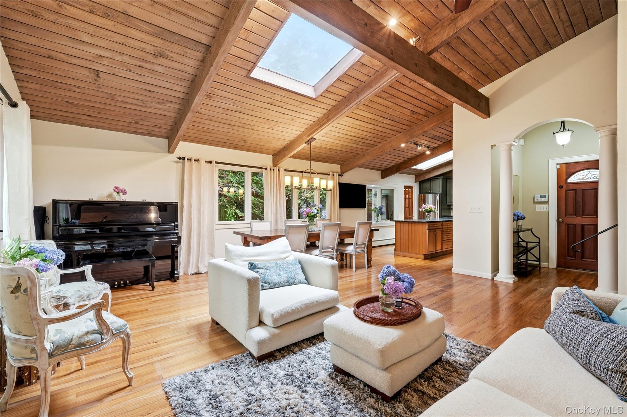 16 Sagamore Road Property Photo 12