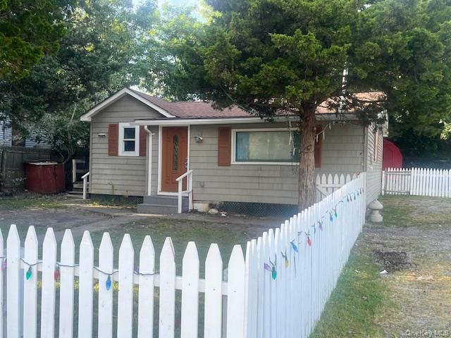 84 Point Road Property Photo 1