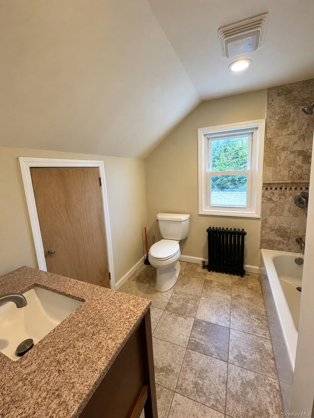 222 S. Dunton Avenue Property Photo 14