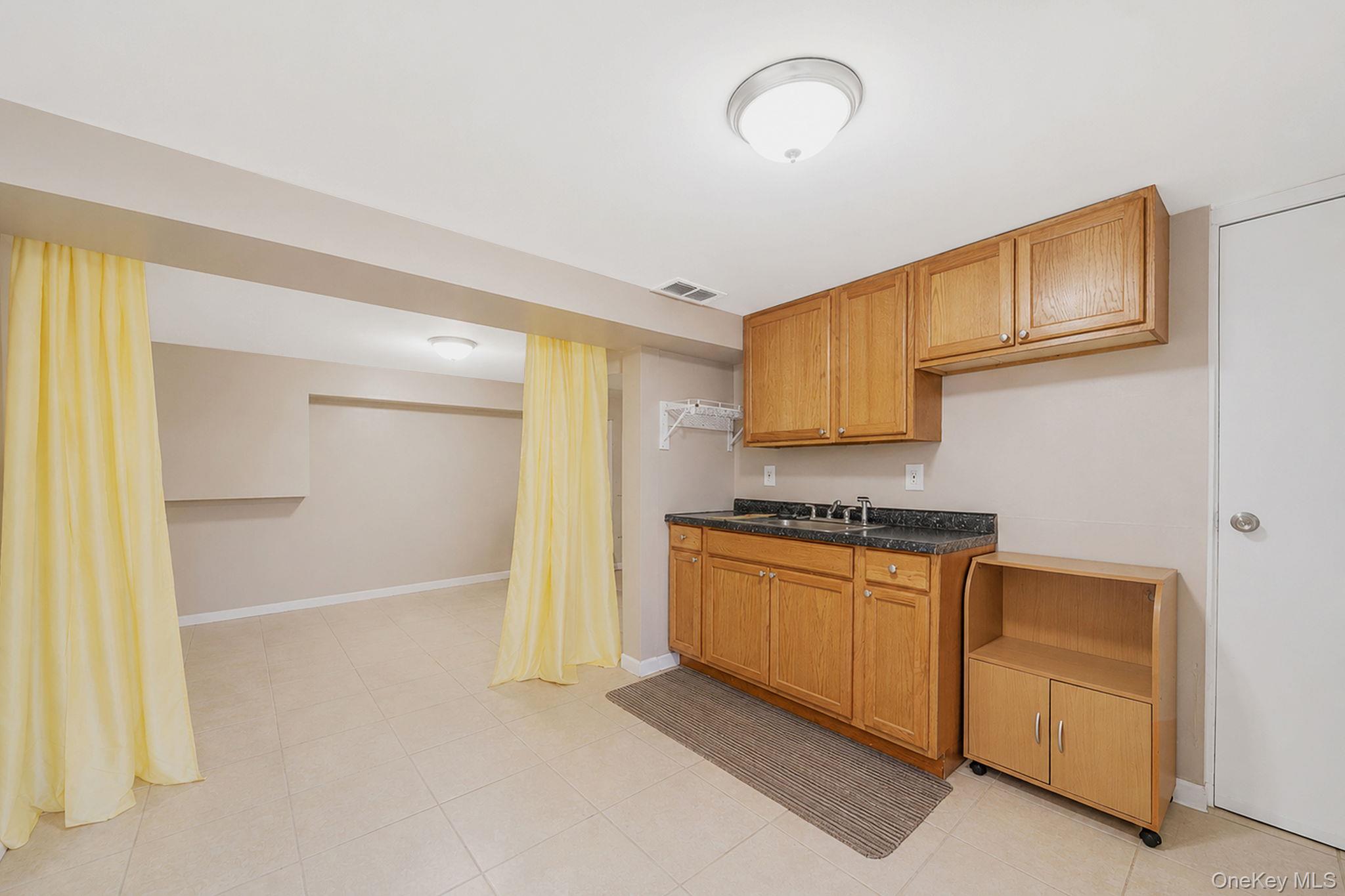 135 Clayton Street Property Photo 15