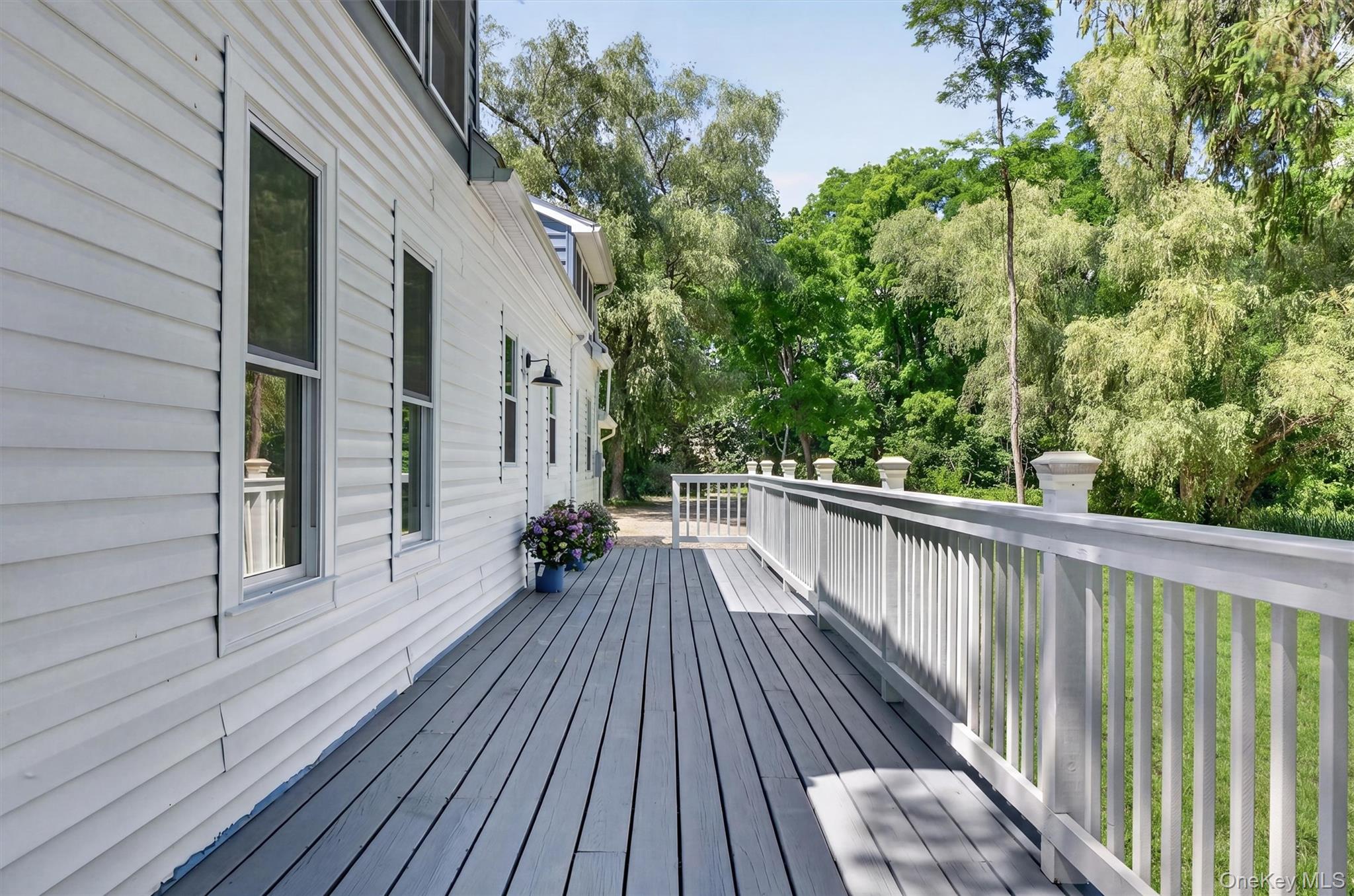 262 Linden Avenue Property Photo 32