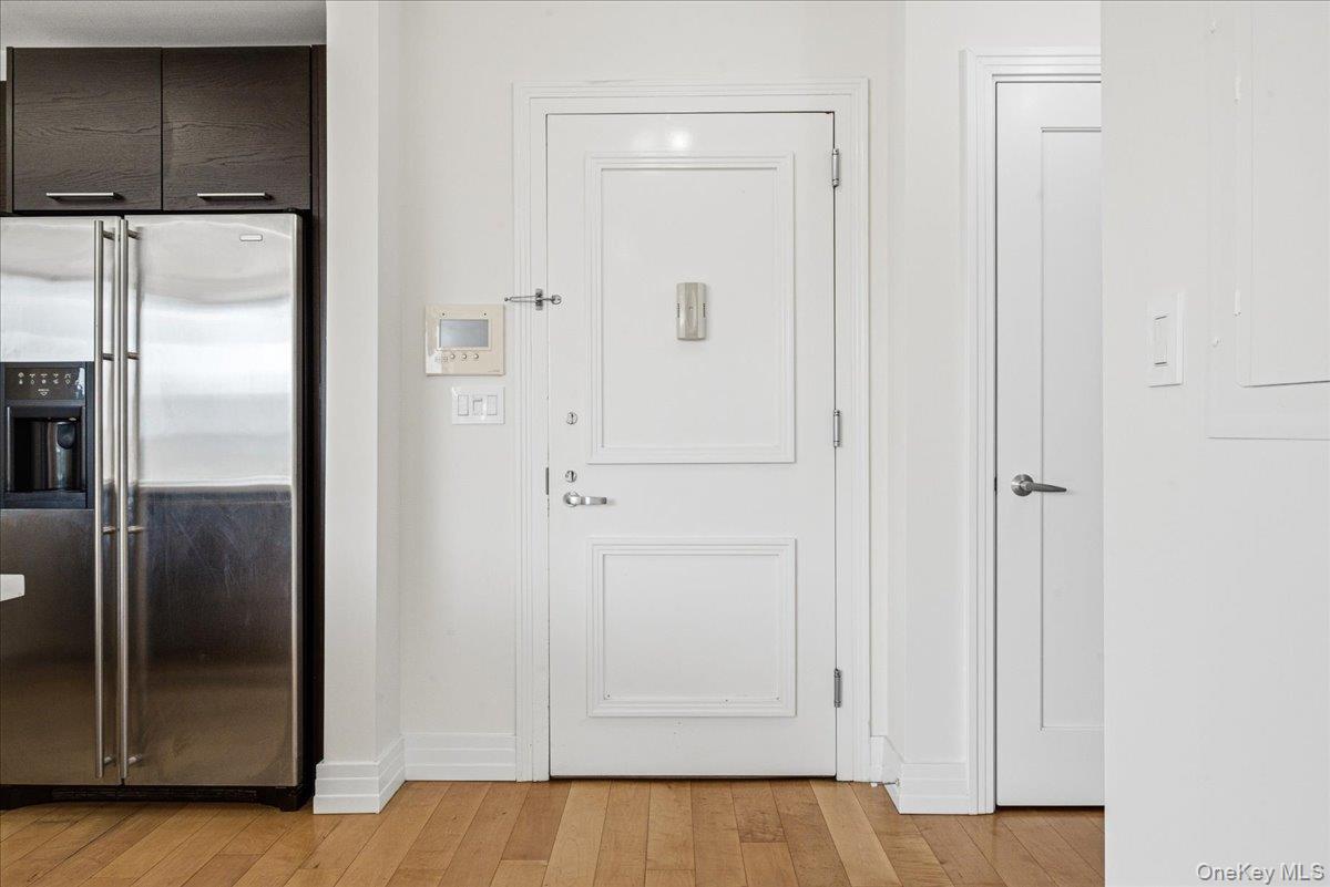64-05 Yellowstone Boulevard Ph504 Property Photo 4