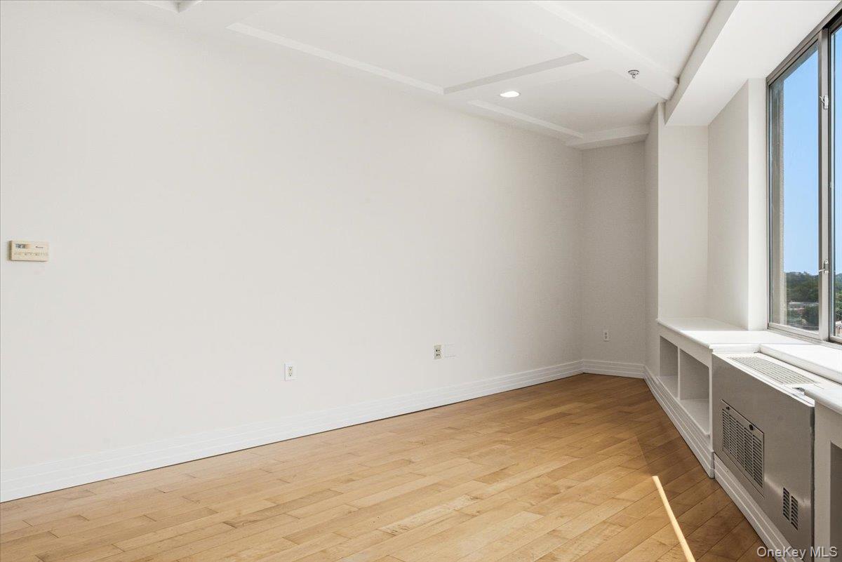 64-05 Yellowstone Boulevard Ph504 Property Photo 12