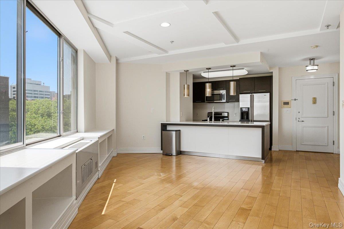 64-05 Yellowstone Boulevard Ph504 Property Photo 15