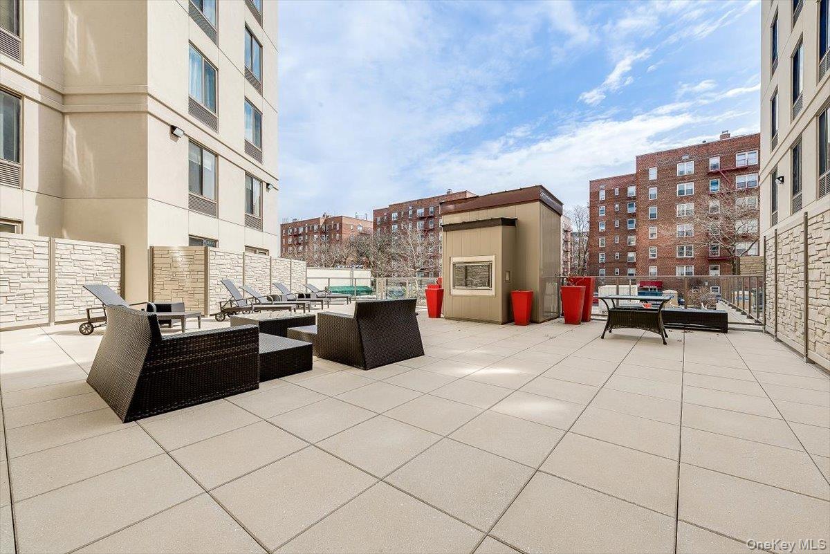 64-05 Yellowstone Boulevard Ph504 Property Photo 28