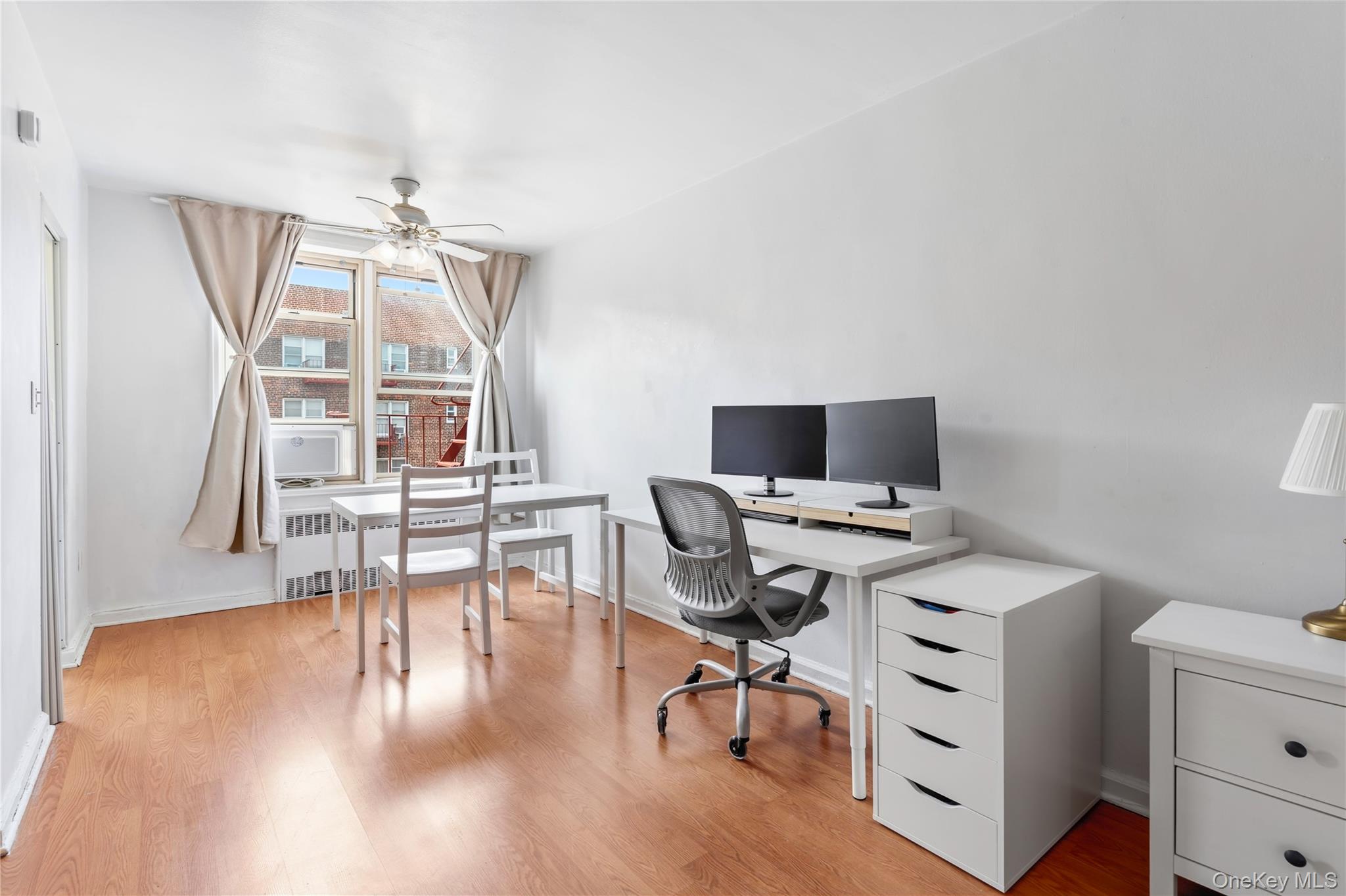 67-25 Clyde Street 6p Property Photo 3