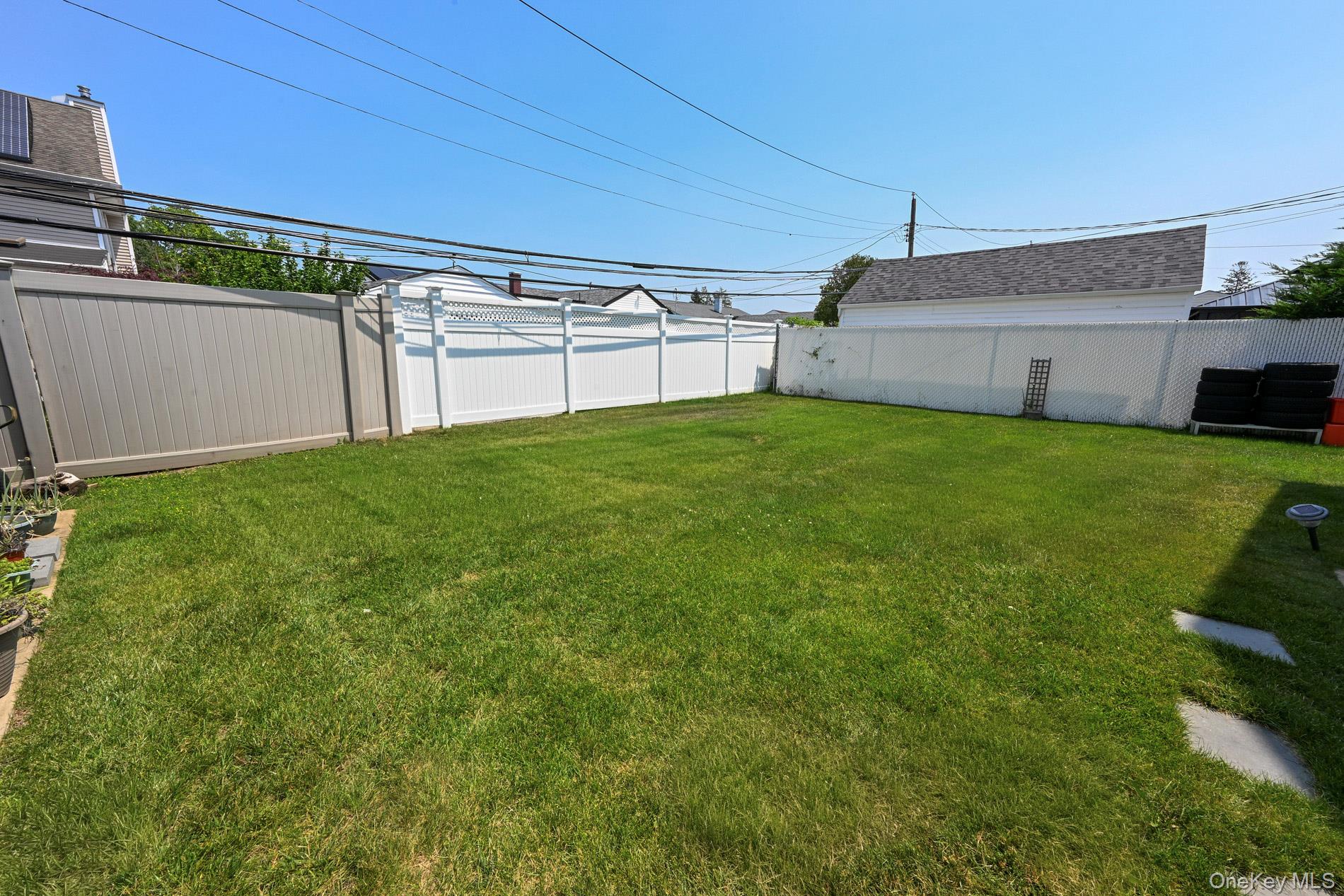 816 Gehrig Avenue Property Photo 7