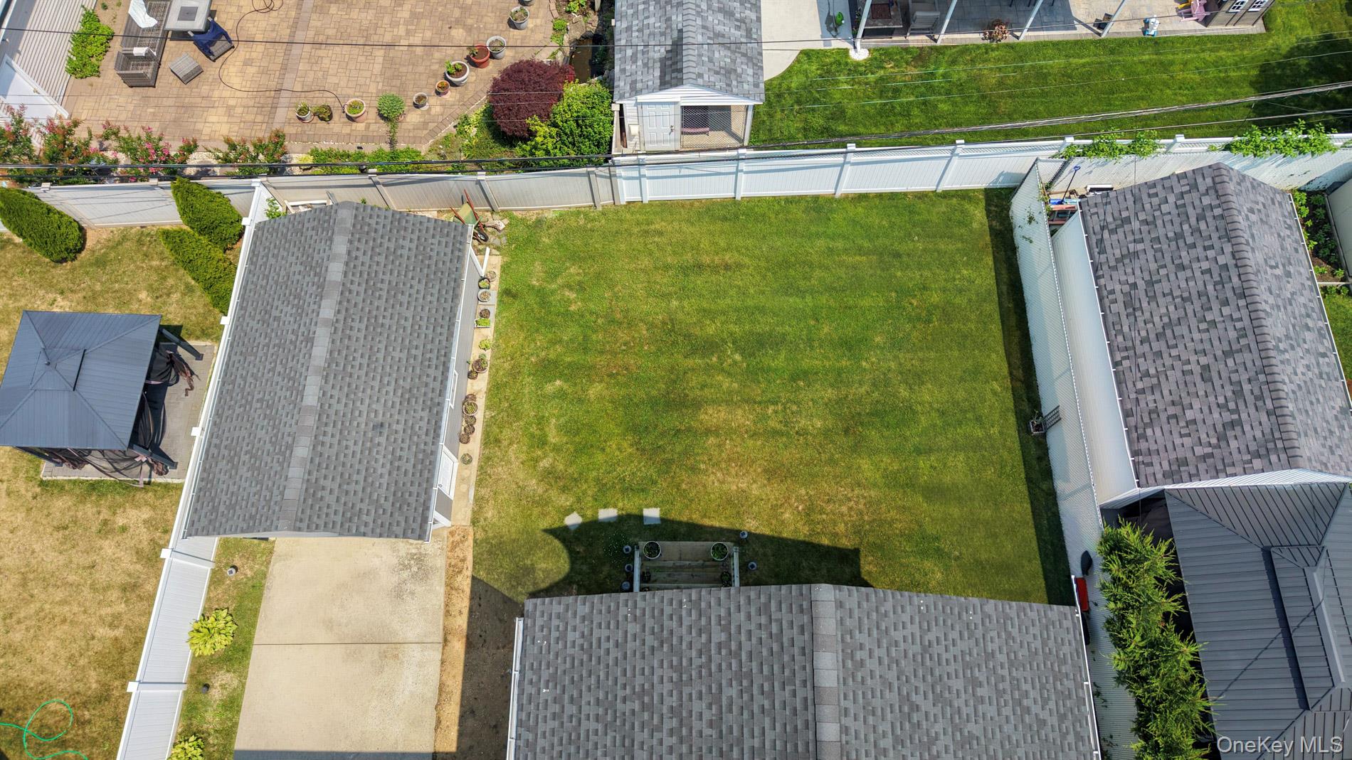 816 Gehrig Avenue Property Photo 10