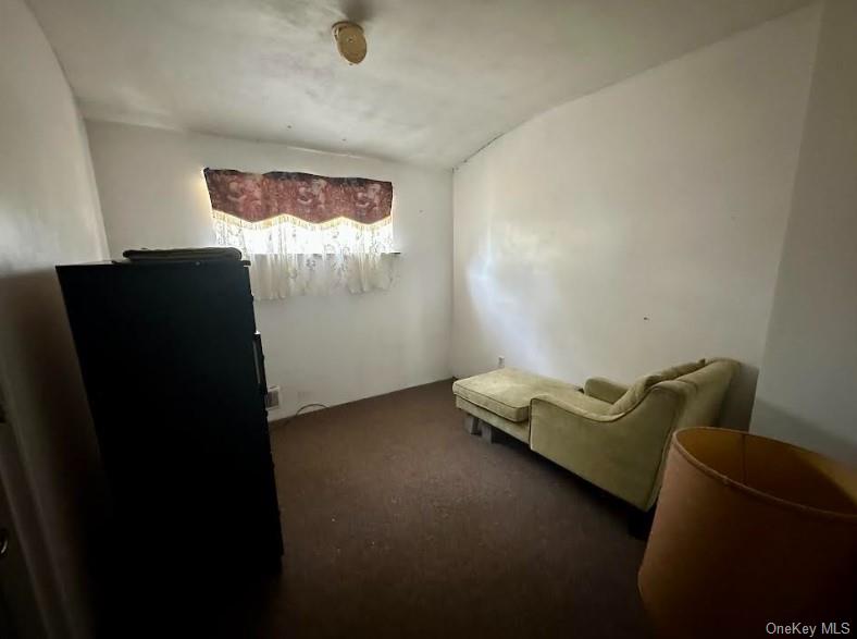 617 Freeman Avenue Property Photo 8