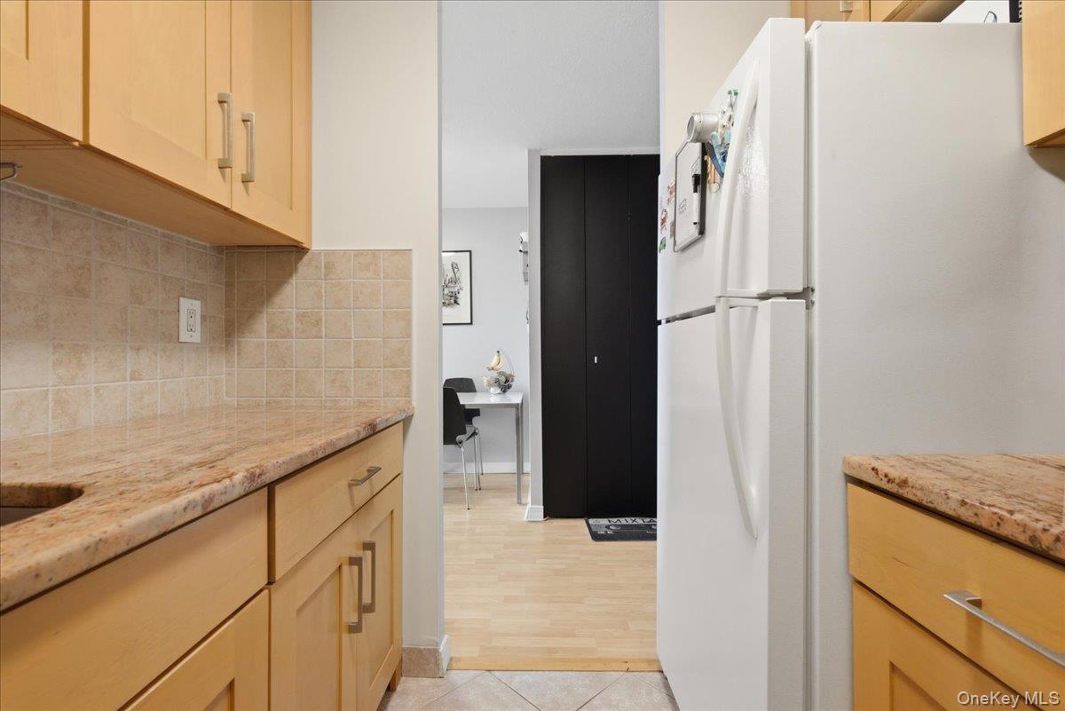 118-18 Union Turnpike 21e Property Photo 10