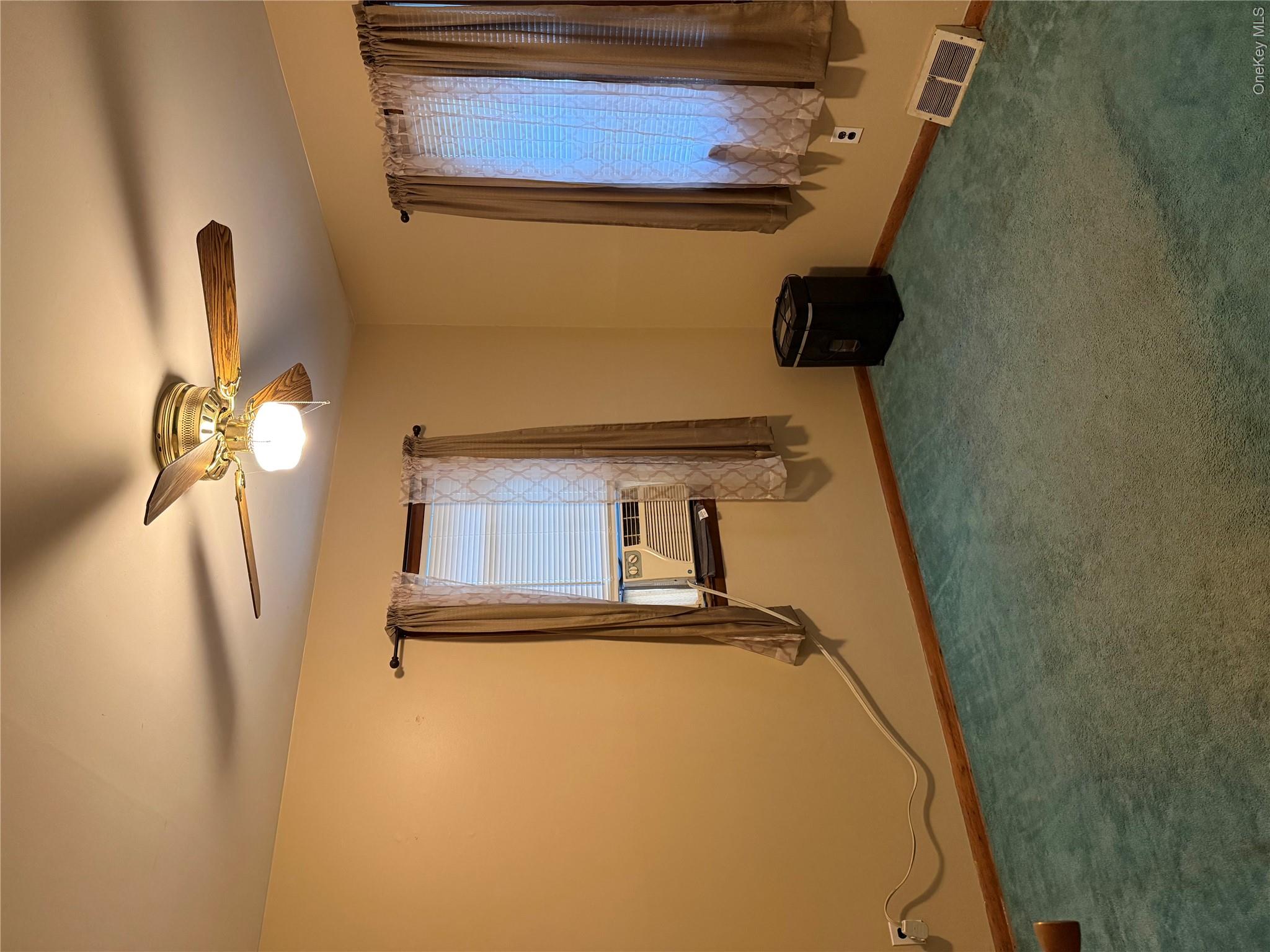 12 Heck Road Property Photo 14