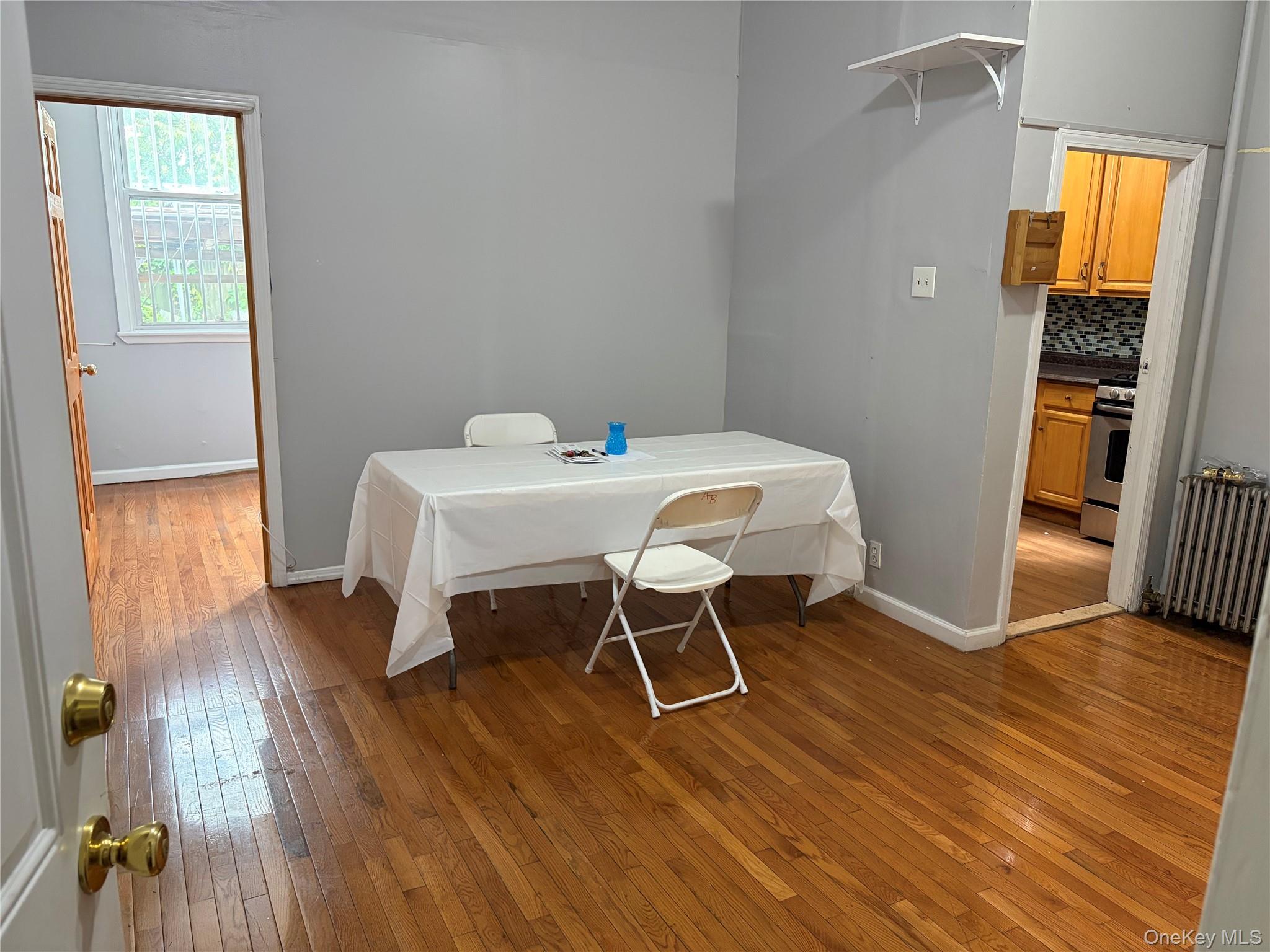 393 Crescent Street Property Photo 4