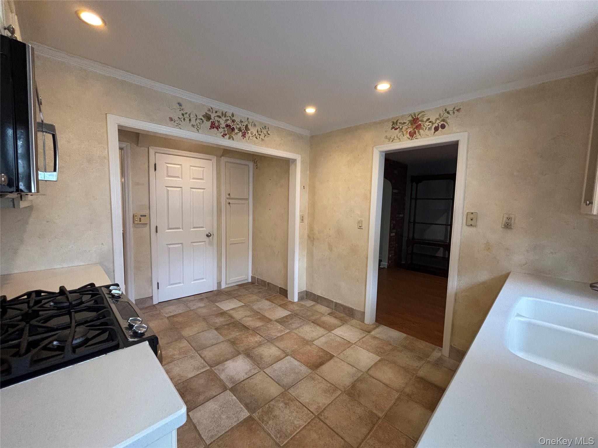51 Coakley Avenue Property Photo 5