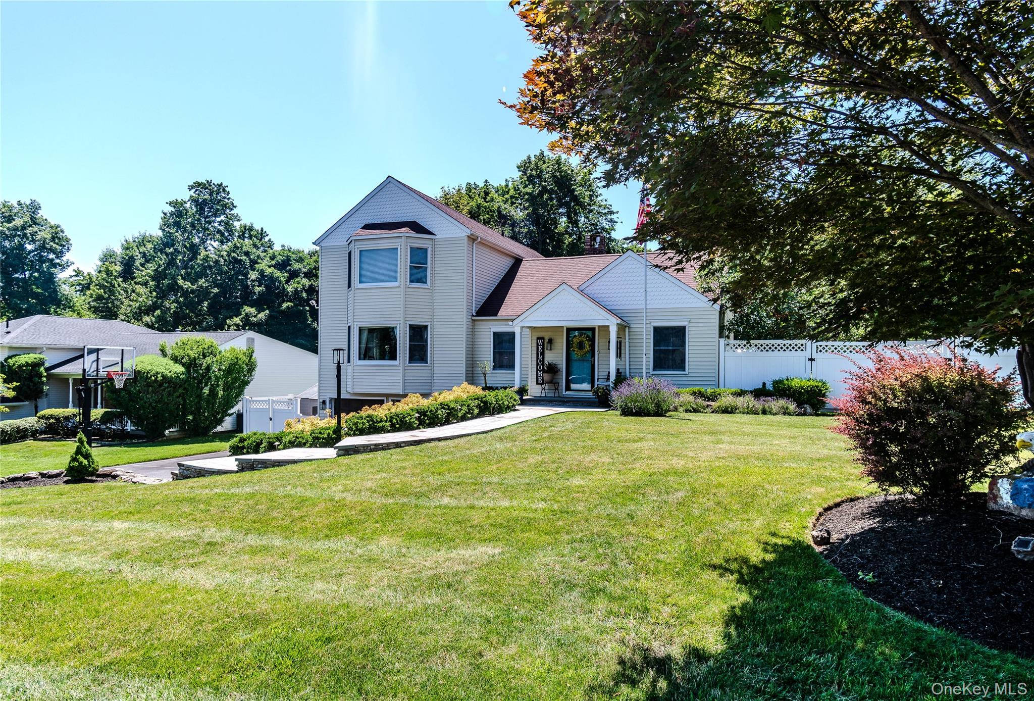 18 Birch Drive Property Photo 3