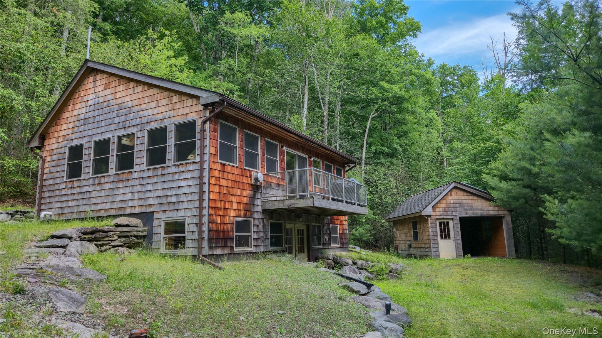 225 Hatchery Road Property Photo 1