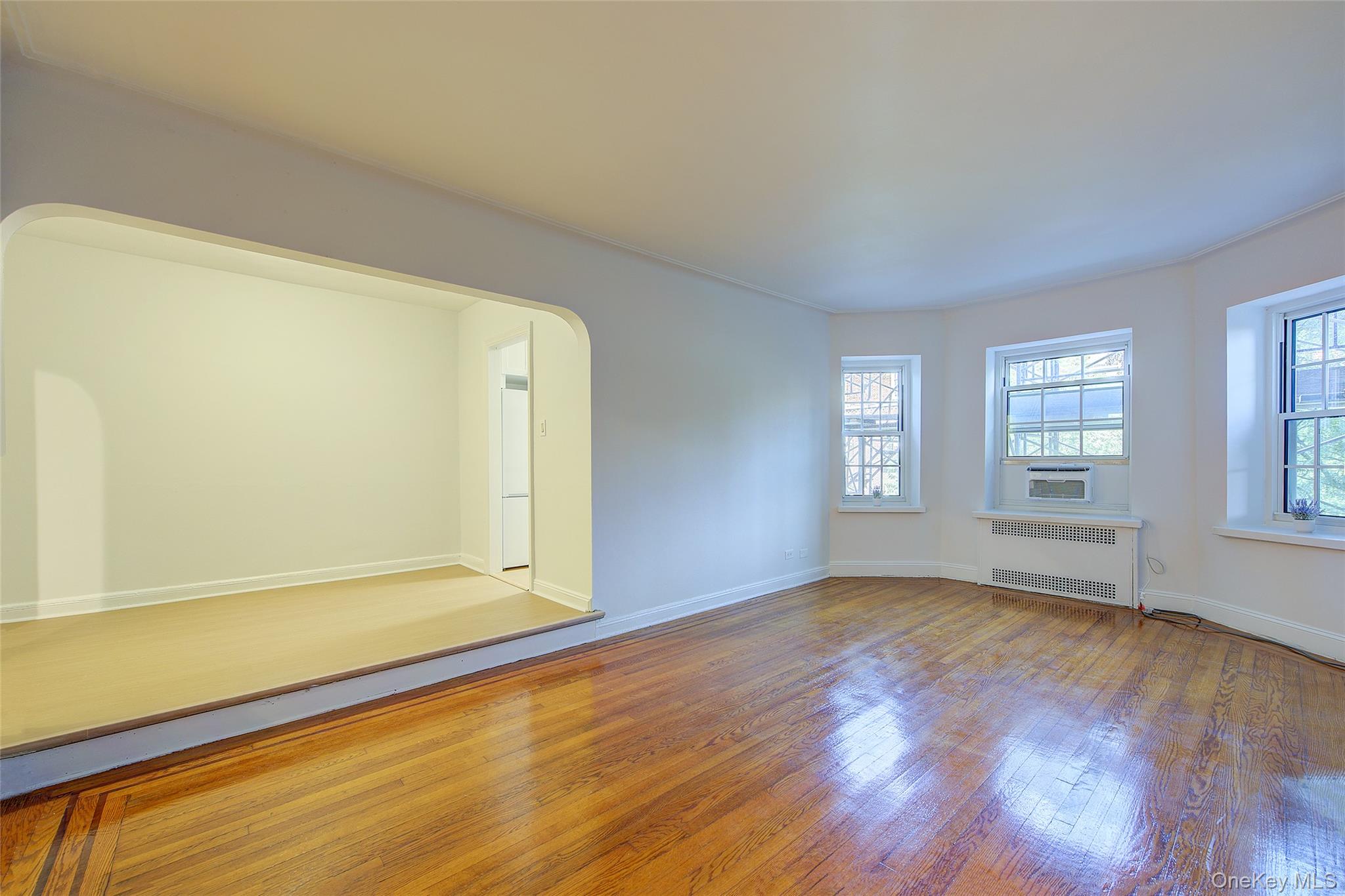 35-24 78th Street A48 Property Photo 4