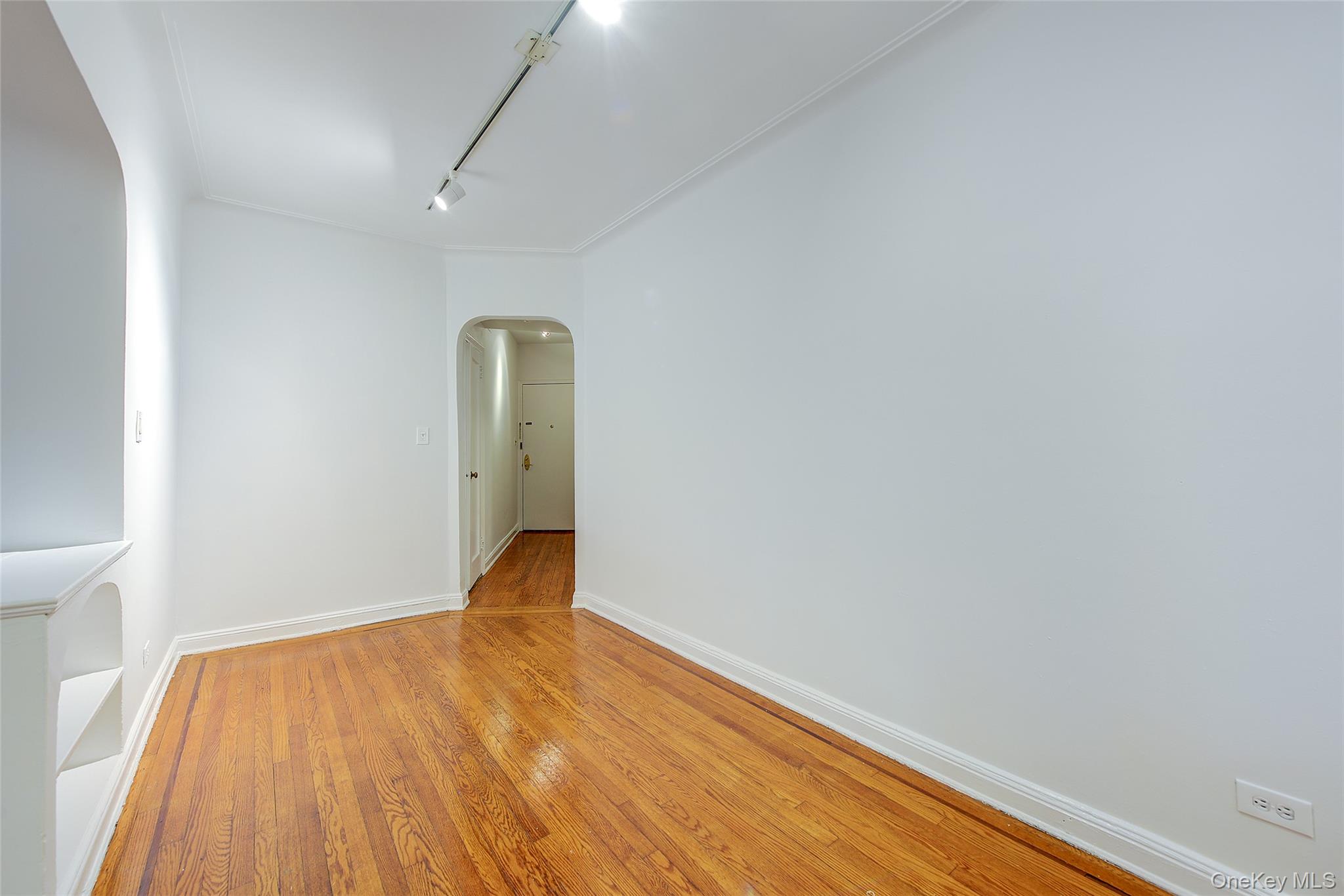 35-24 78th Street A48 Property Photo 19