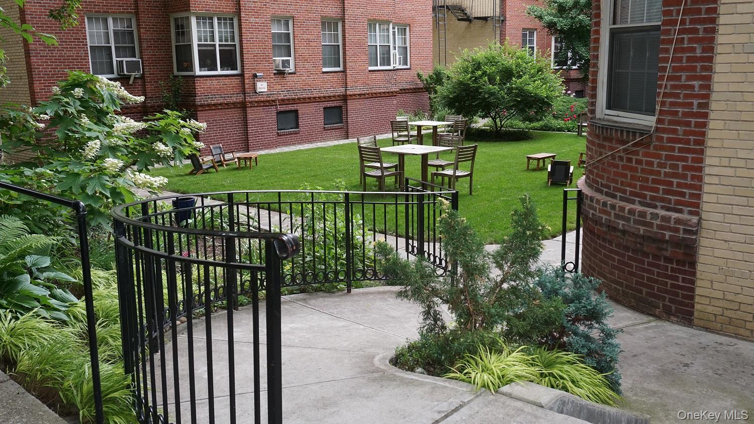 35-24 78th Street A48 Property Photo 24