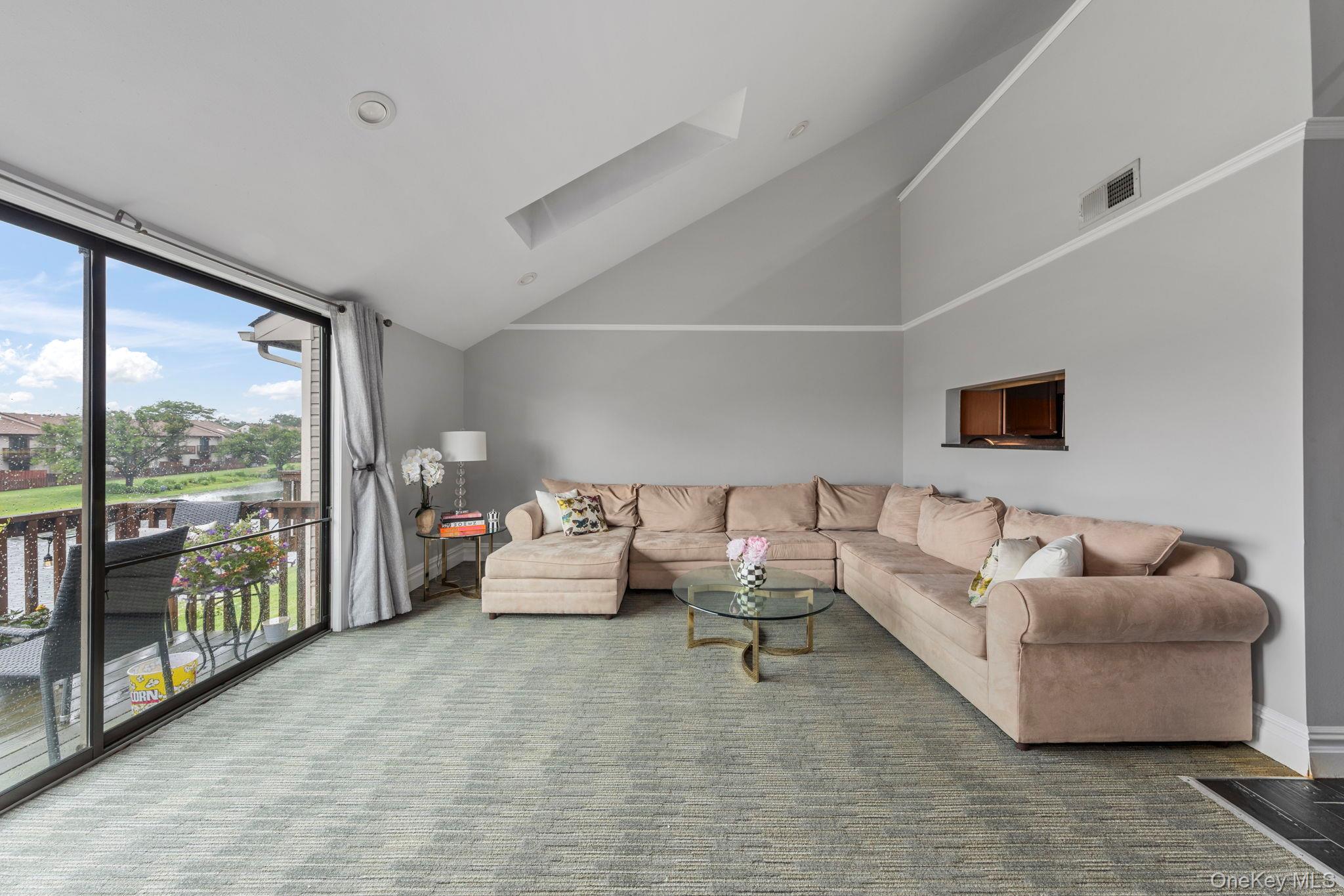 100 Daly Boulevard 2810 Property Photo 4