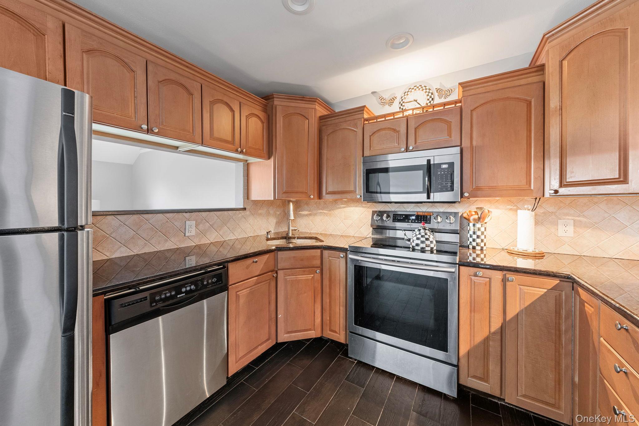 100 Daly Boulevard 2810 Property Photo 6