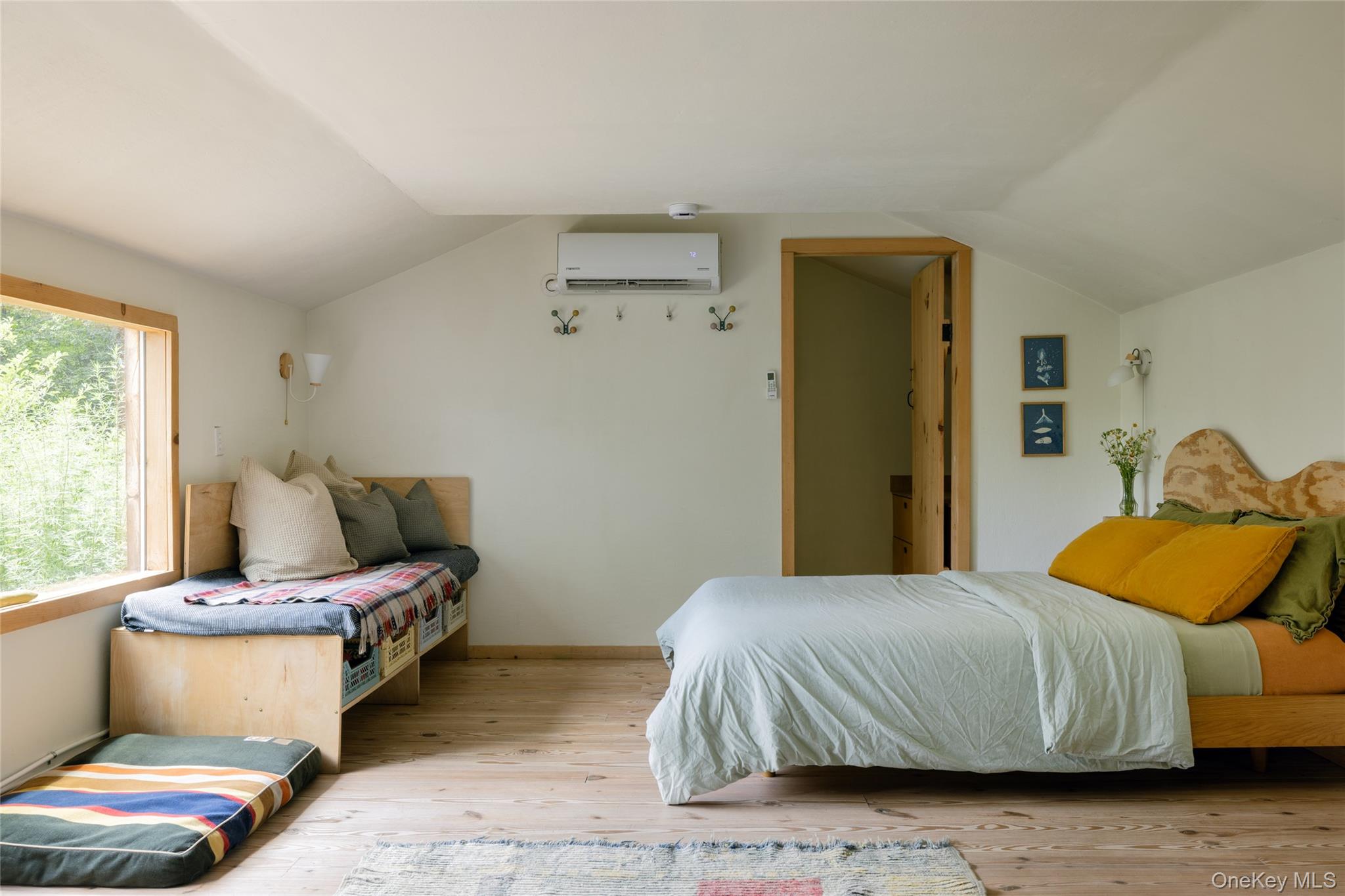 689 Church Road Property Photo 17