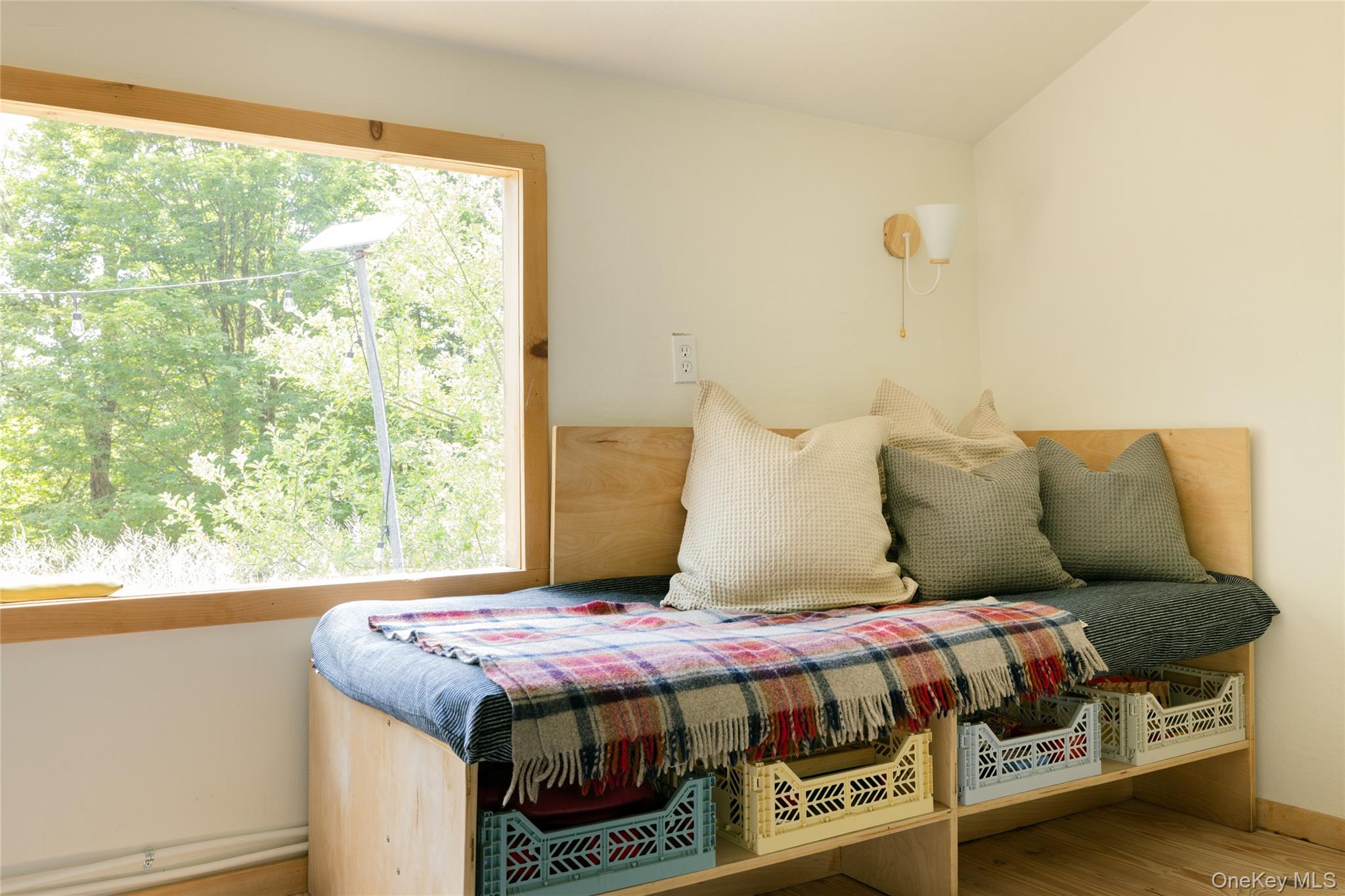 689 Church Road Property Photo 19