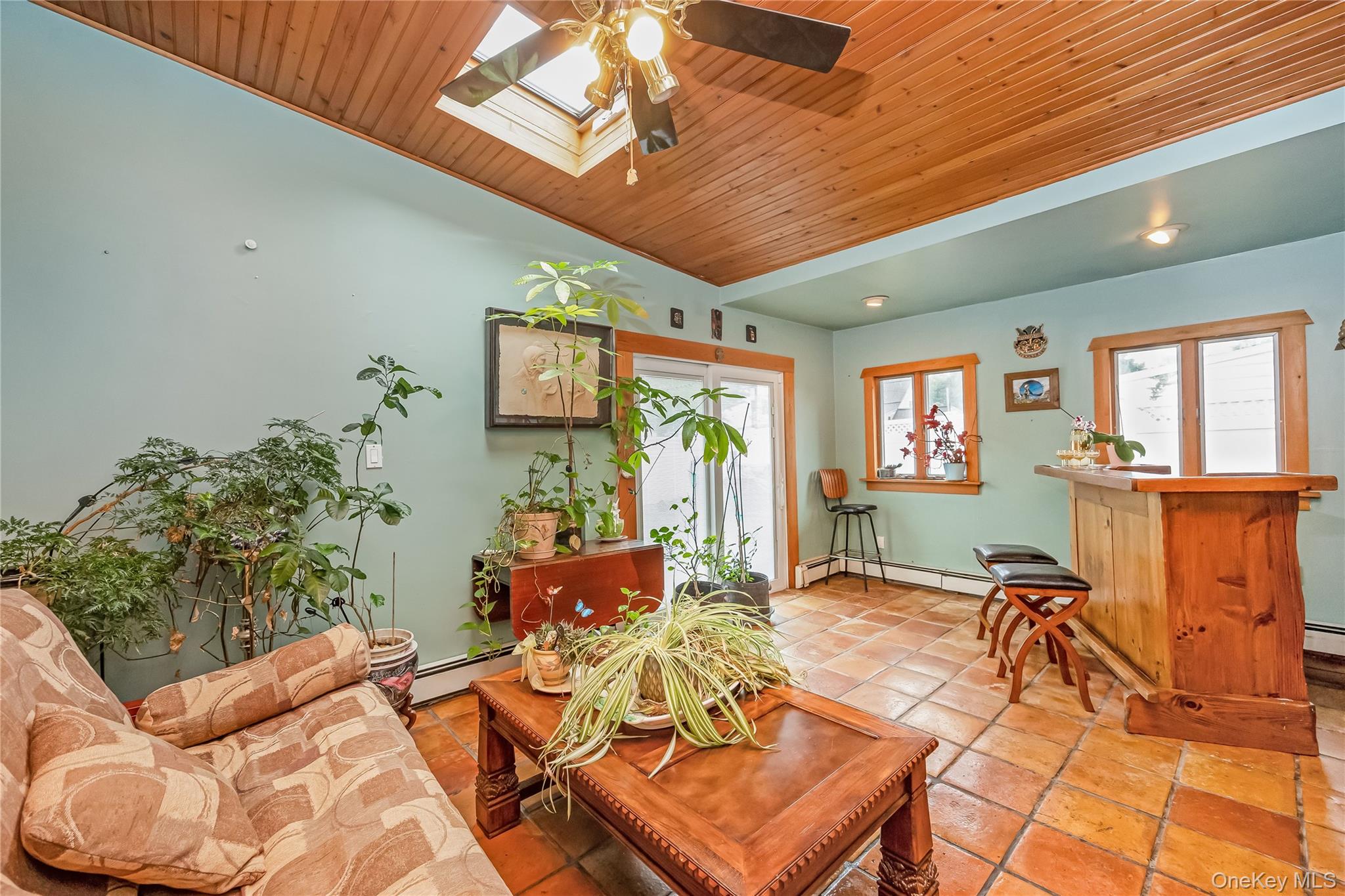 2 Glow Lane Property Photo 13